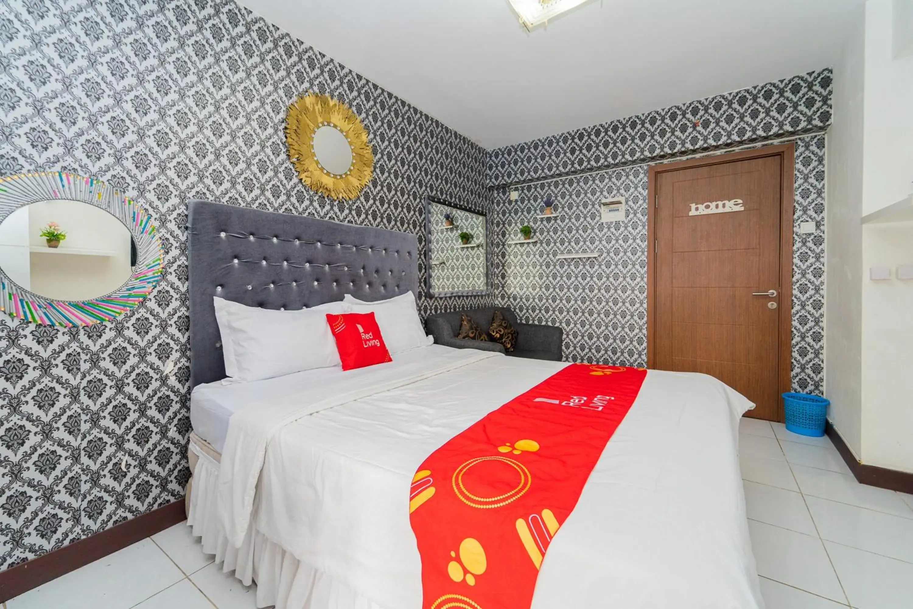RedLiving Apartemen Cinere Resort - Gold Room RedLiving Apartemen Cinere Resort - Gold Room