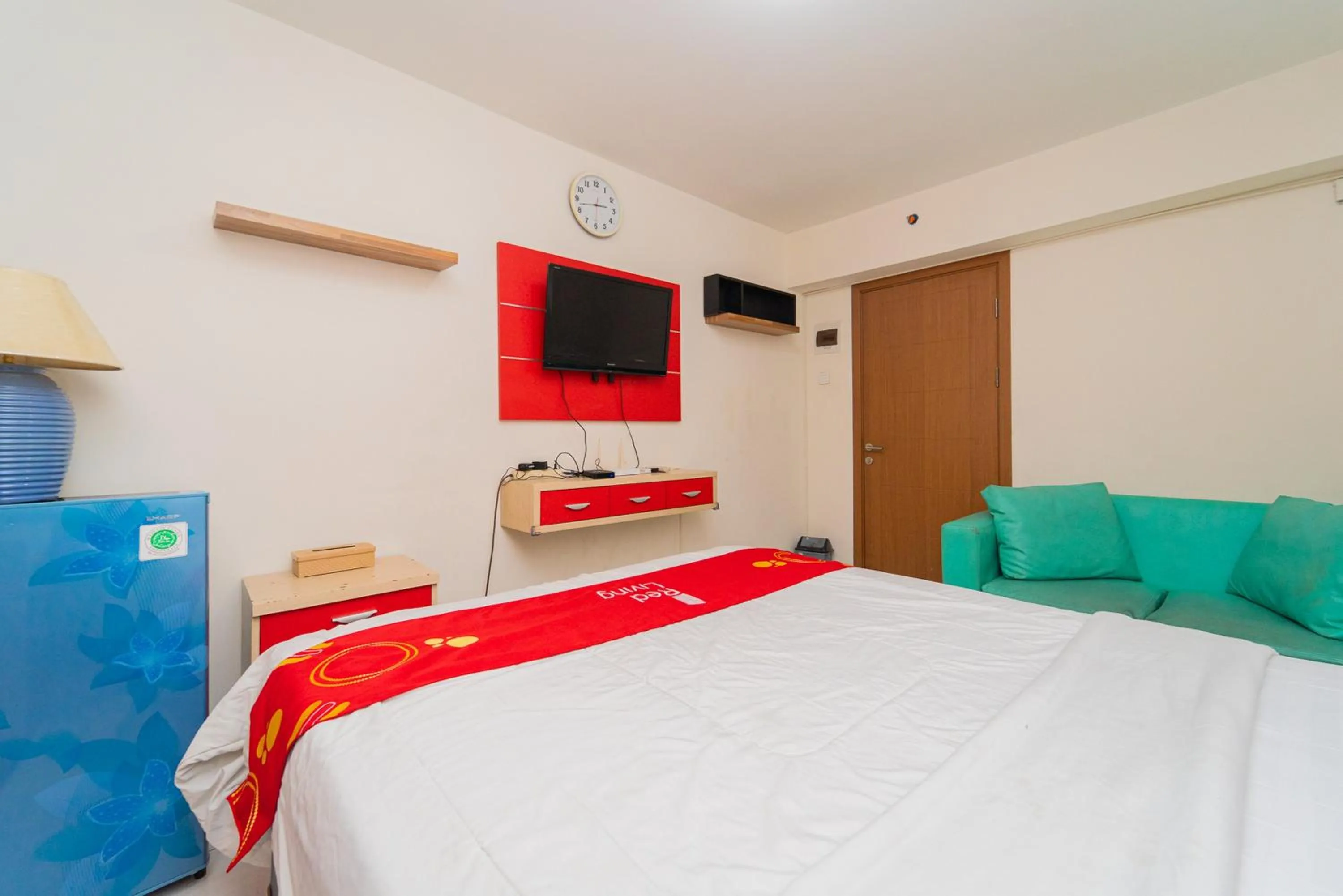 Bed in RedLiving Apartemen Cinere Resort - Gold Room