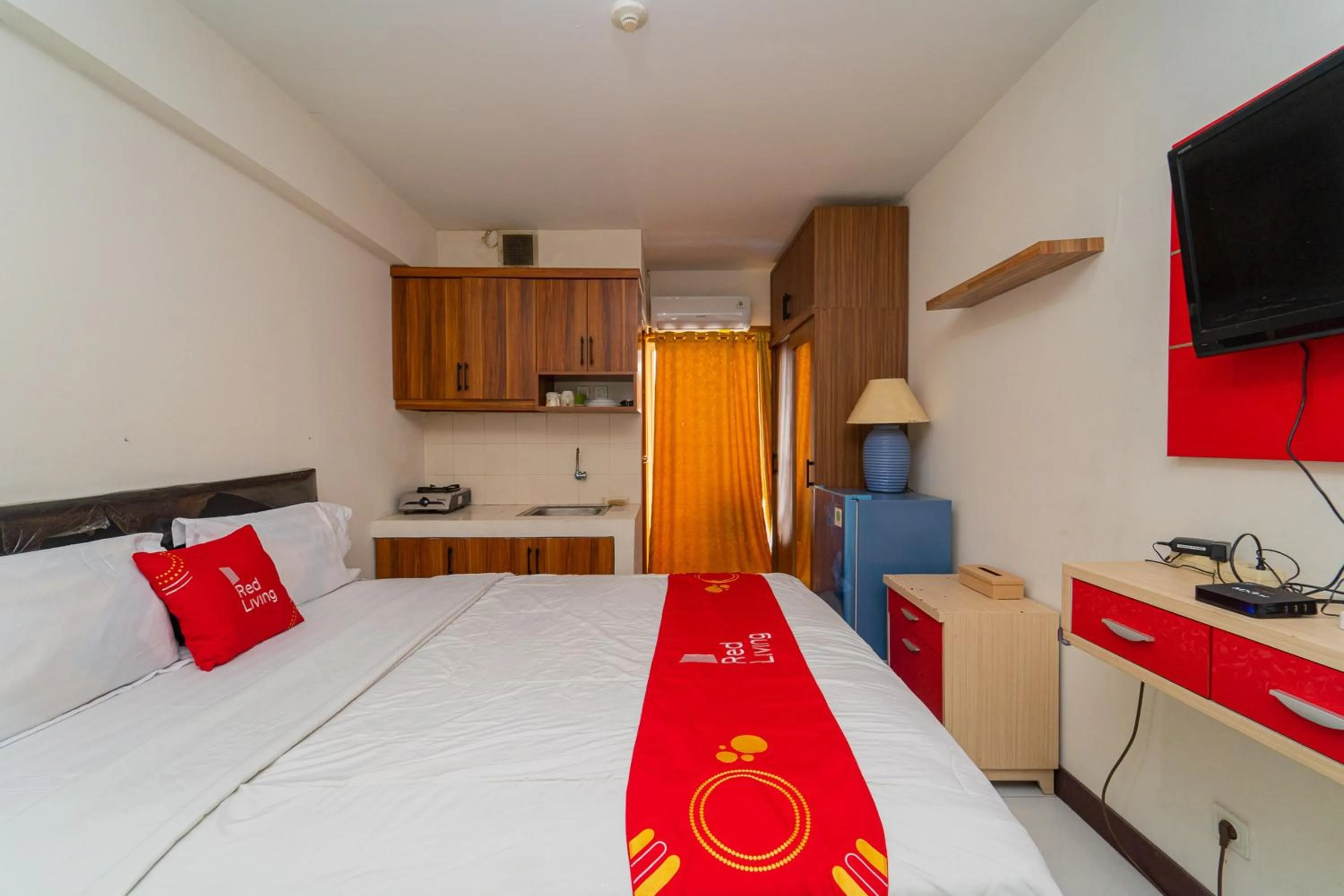 Bed in RedLiving Apartemen Cinere Resort - Gold Room