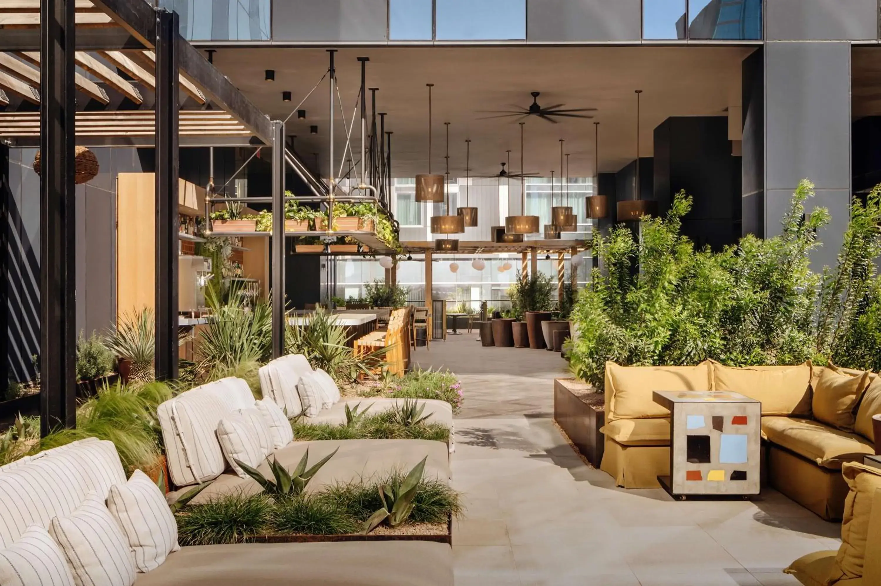 Lounge or bar in Tommie Austin, JDV by Hyatt Lounge or bar in Tommie Austin, JDV by Hyatt