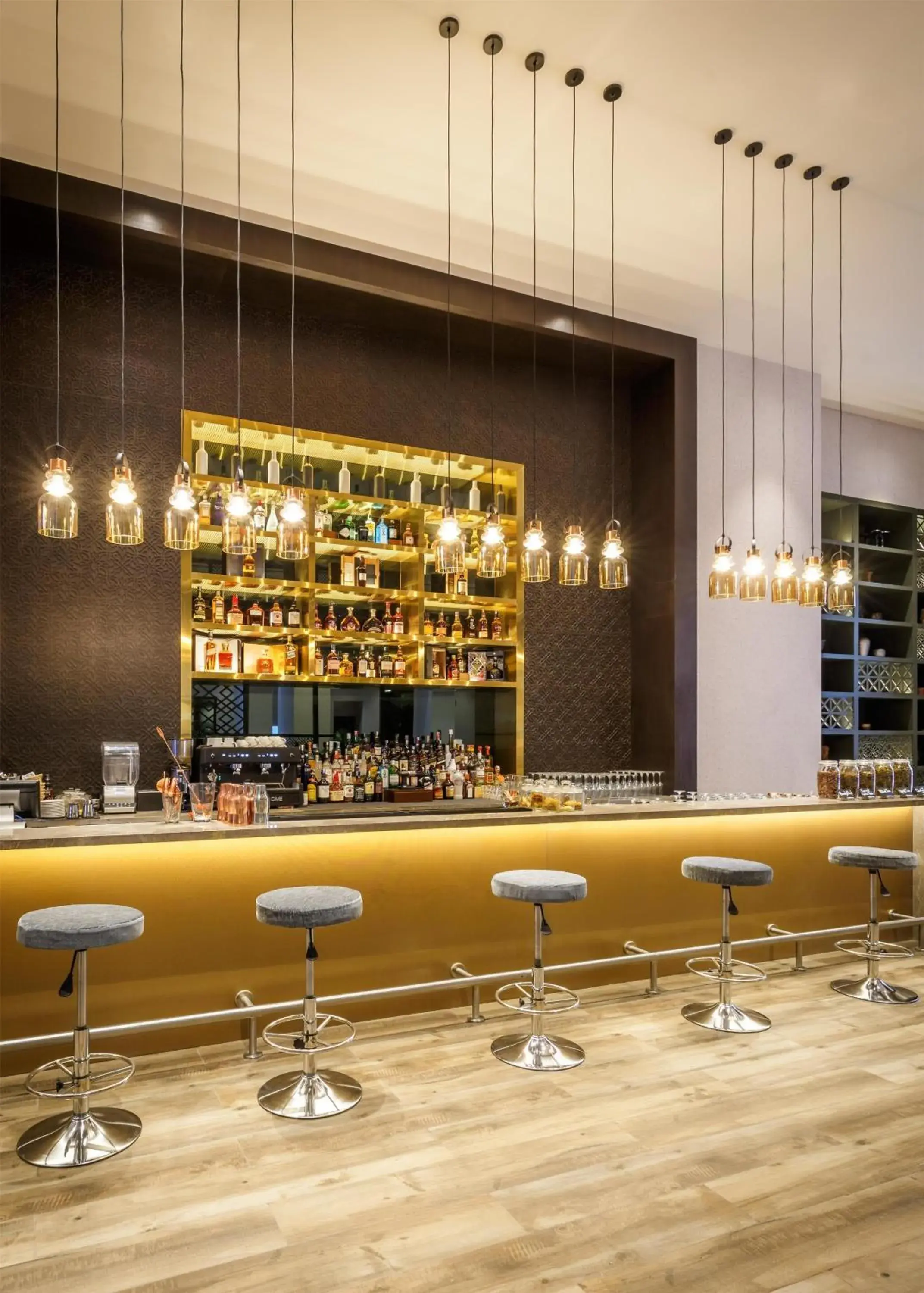 Lounge or bar in Hyatt Centric Soalteemode Kathmandu Lounge or bar in Hyatt Centric Soalteemode Kathmandu