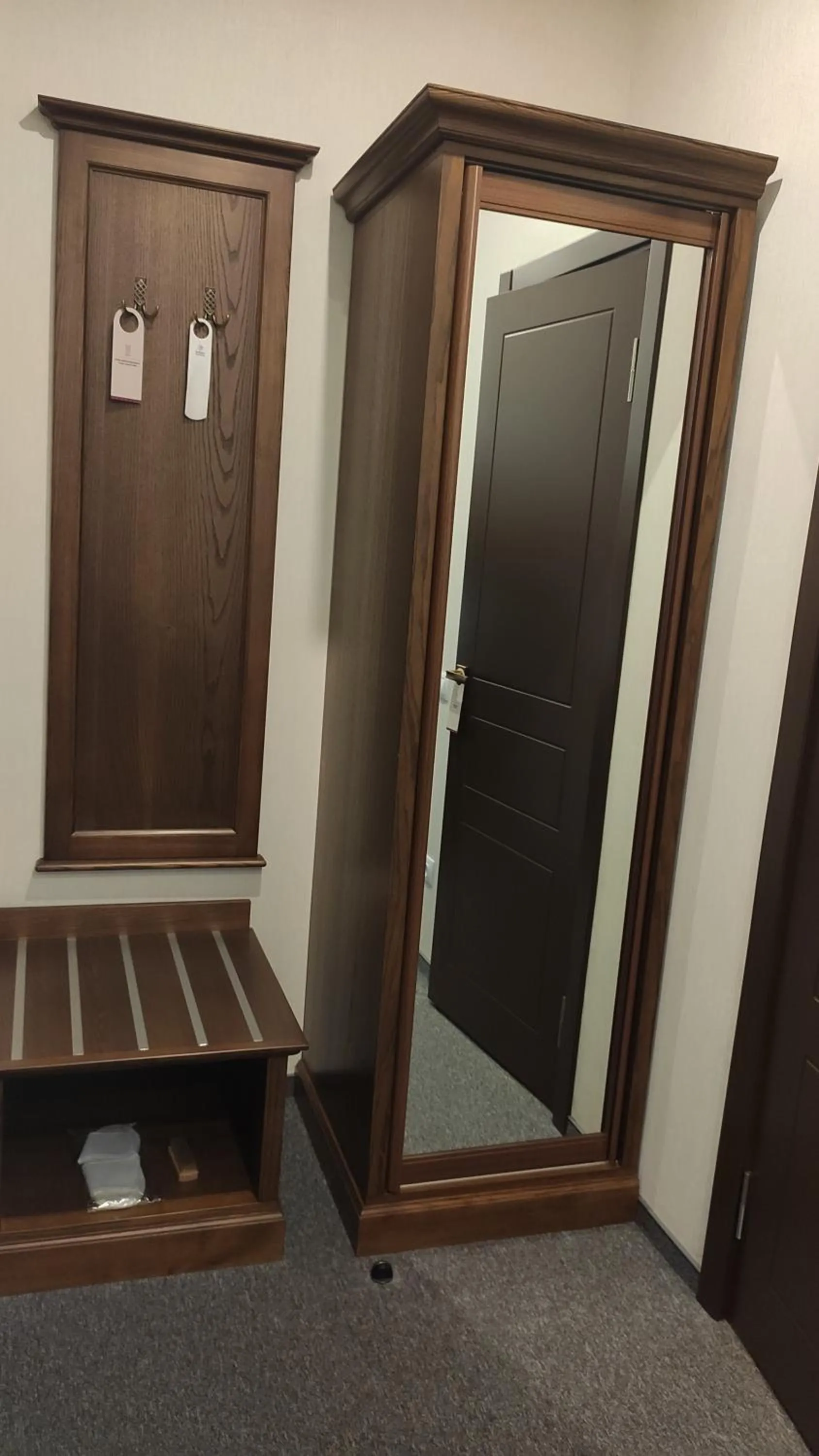 wardrobe in Optima Collection Bergshloss Rivne