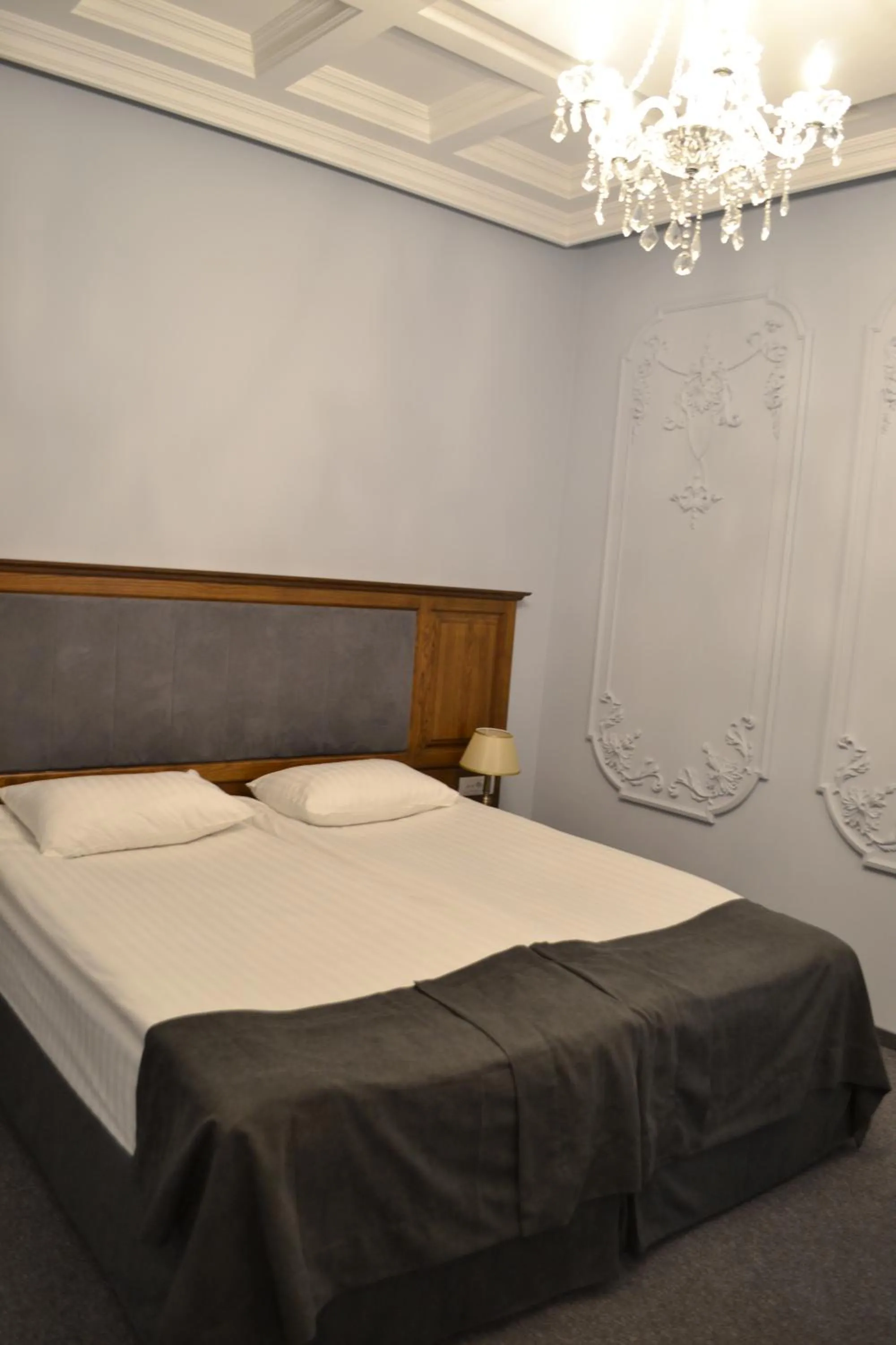 Bed in Optima Collection Bergshloss Rivne