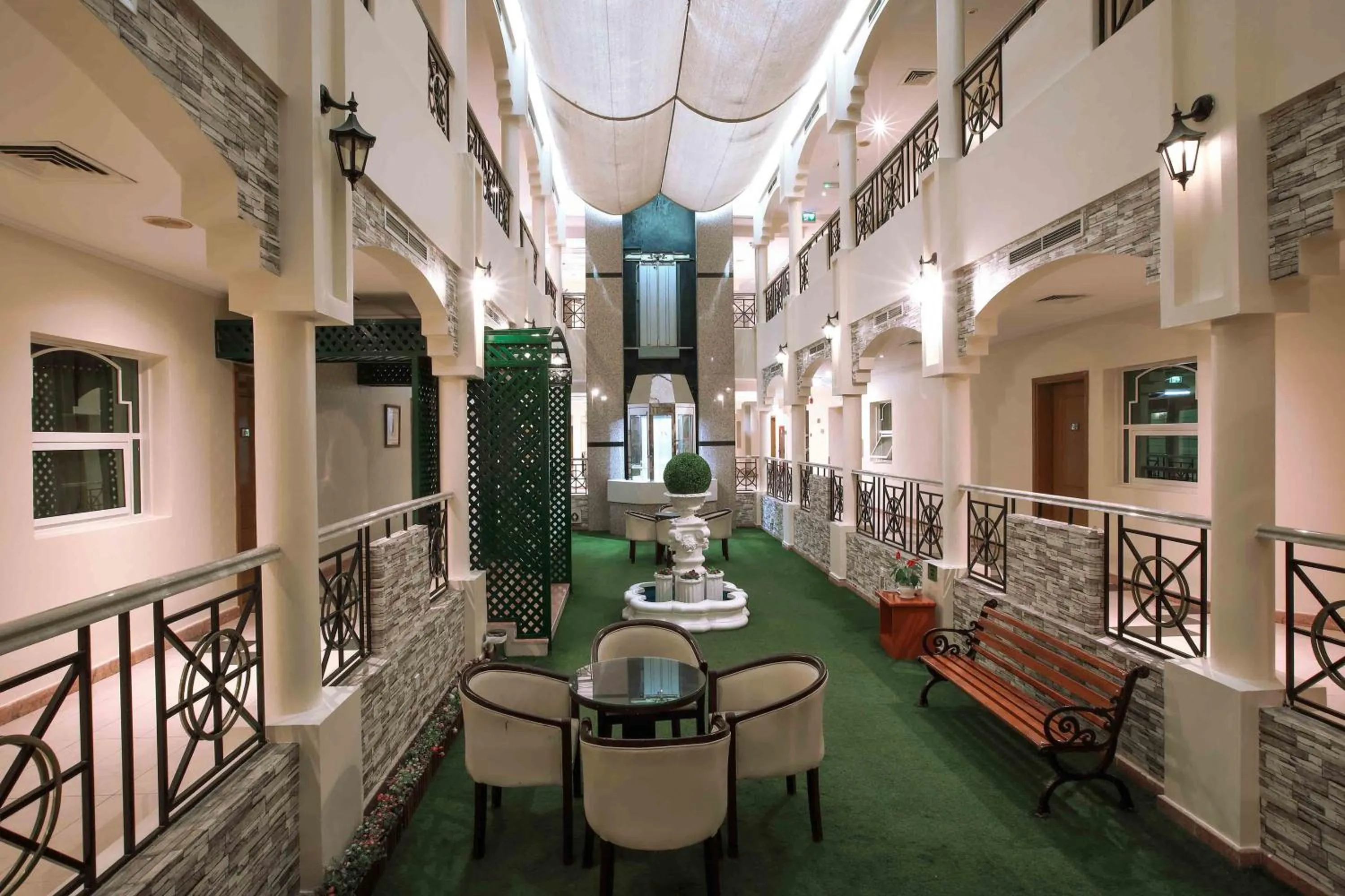 Restaurant/places to eat in Al Seef Hotel