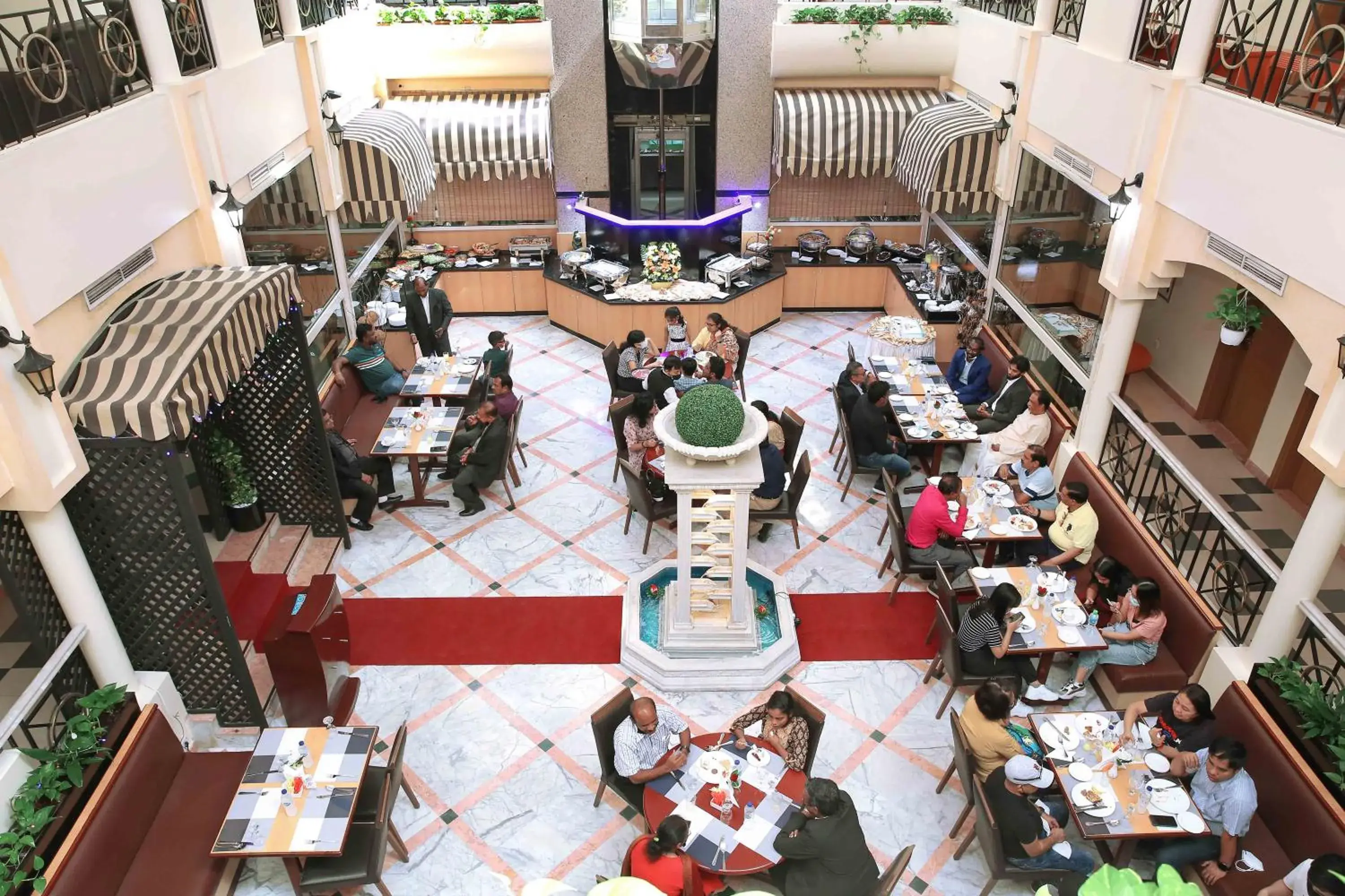 Restaurant/places to eat in Al Seef Hotel Restaurant/places to eat in Al Seef Hotel