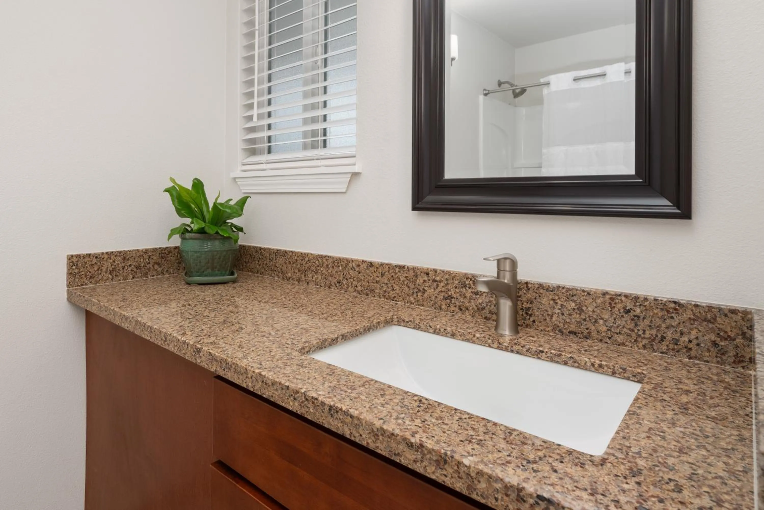 Castle Waimea Country Lodge