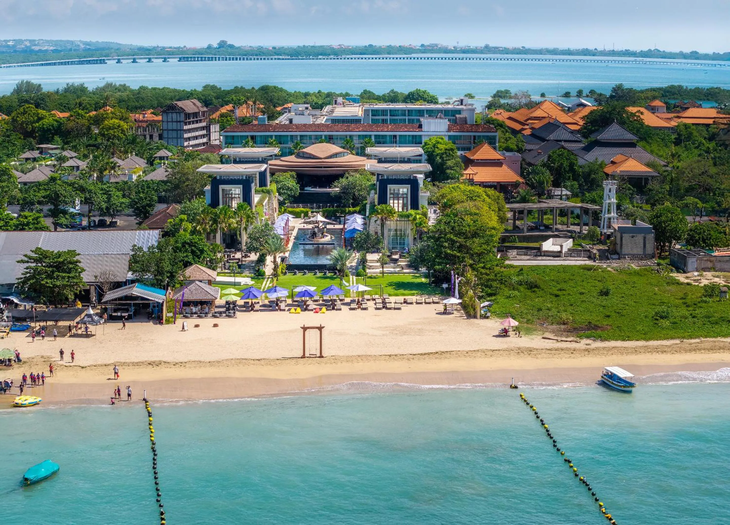 Beach in The Sakala Resort Bali All Suites