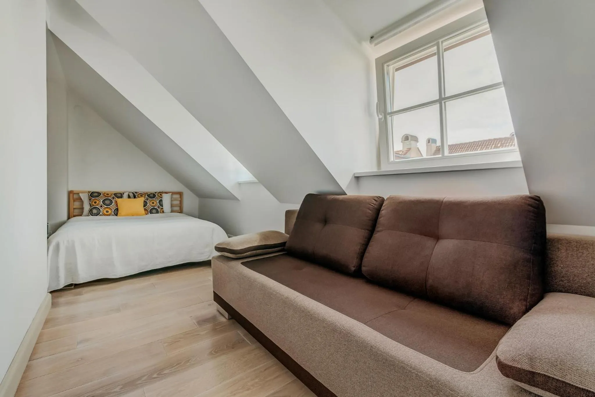 Bedroom, Bed in Spacious - 140 square meters Apartment, Vilnius City Centre