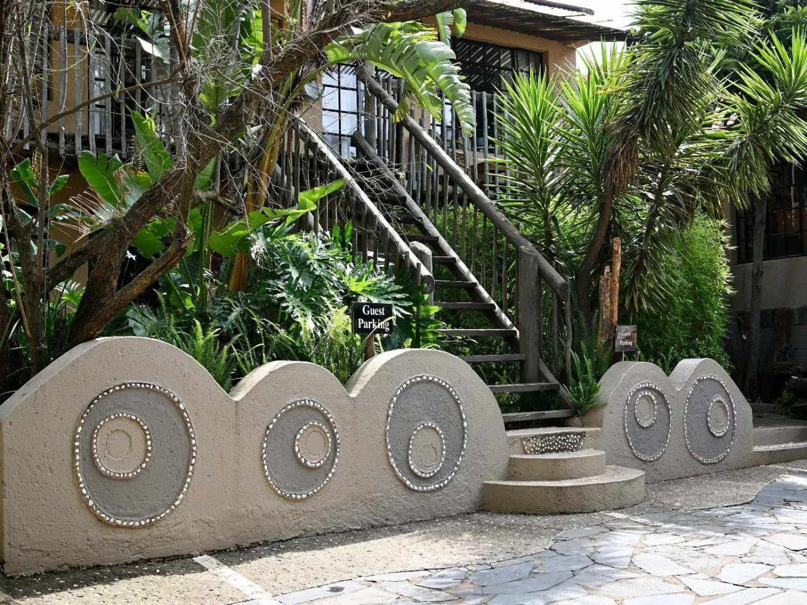 Kulanga Cottages