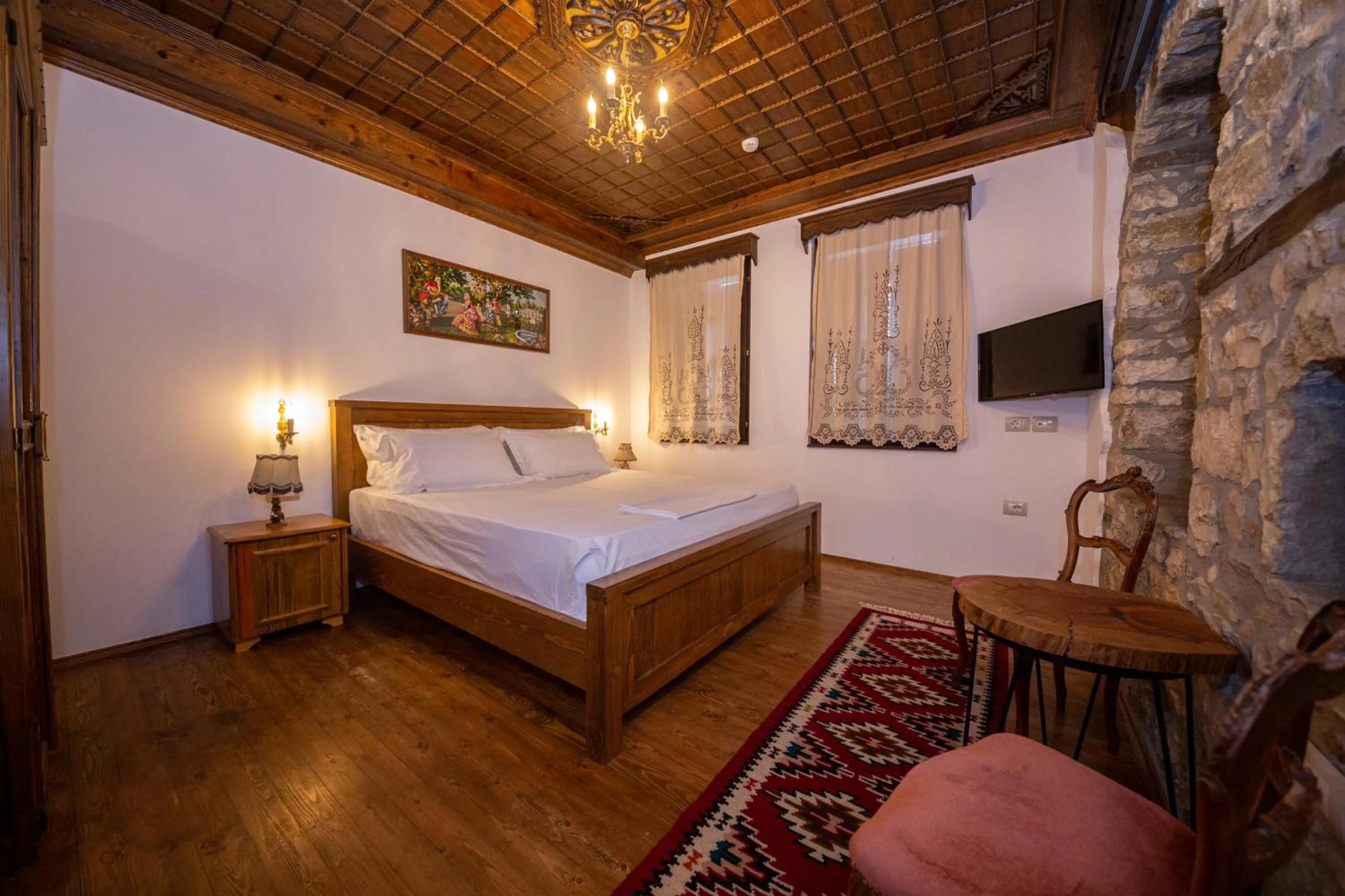 Bedroom, Bed in Berati Castle Hotel