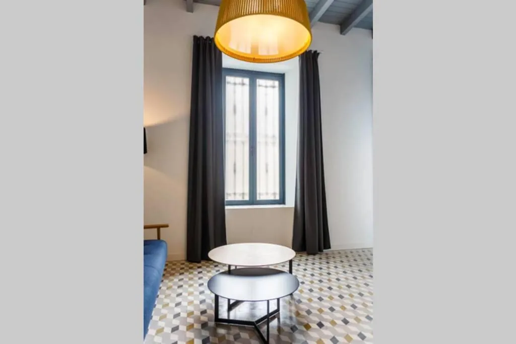 Living room in Pop Art, 2BD ground Central Apartment