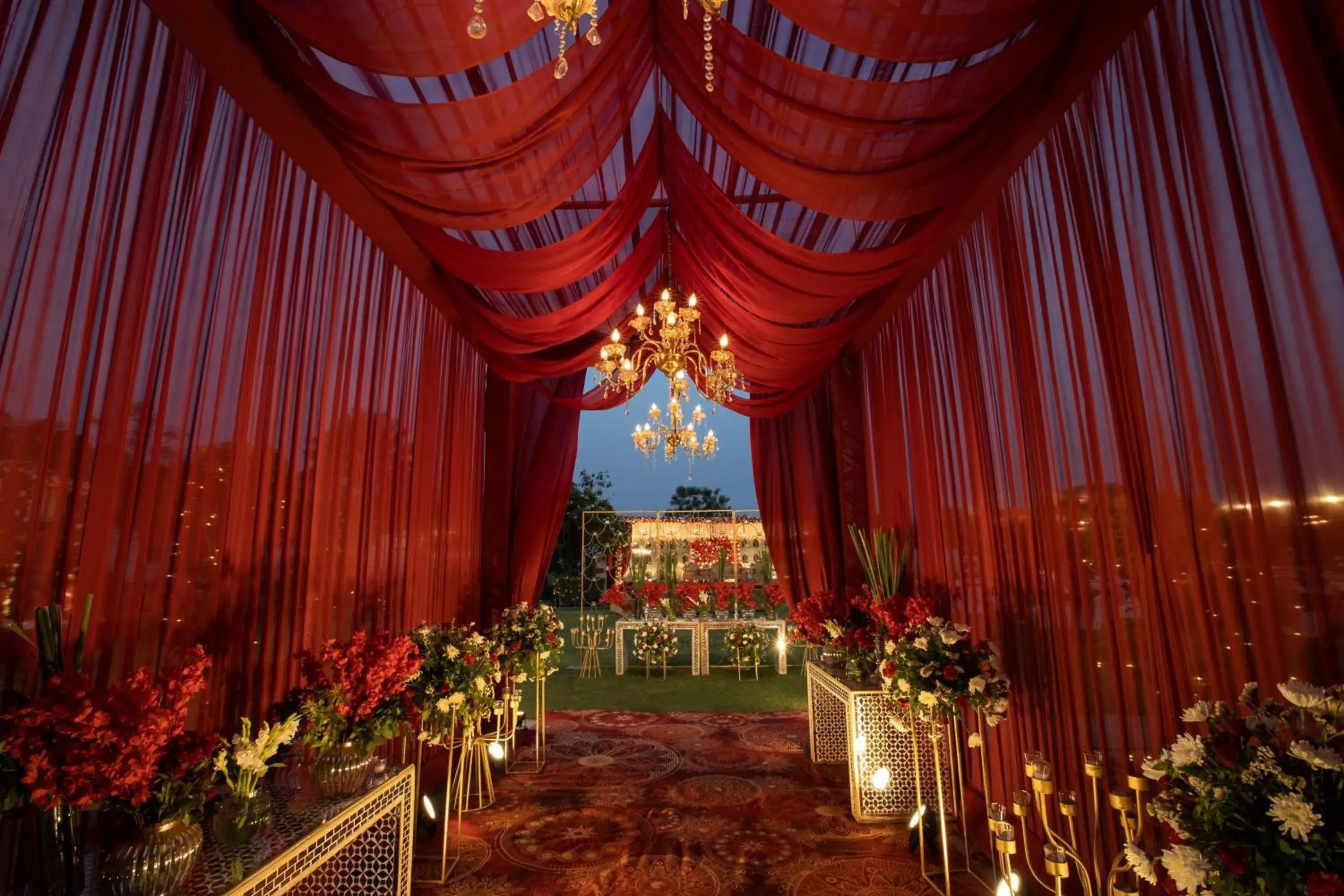 Property building in Crowne Plaza Greater Noida by IHG Property building in Crowne Plaza Greater Noida by IHG