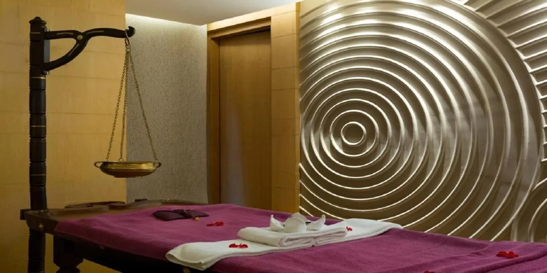 Spa and wellness centre/facilities, Bed in Crowne Plaza Greater Noida by IHG Spa and wellness centre/facilities, Bed in Crowne Plaza Greater Noida by IHG