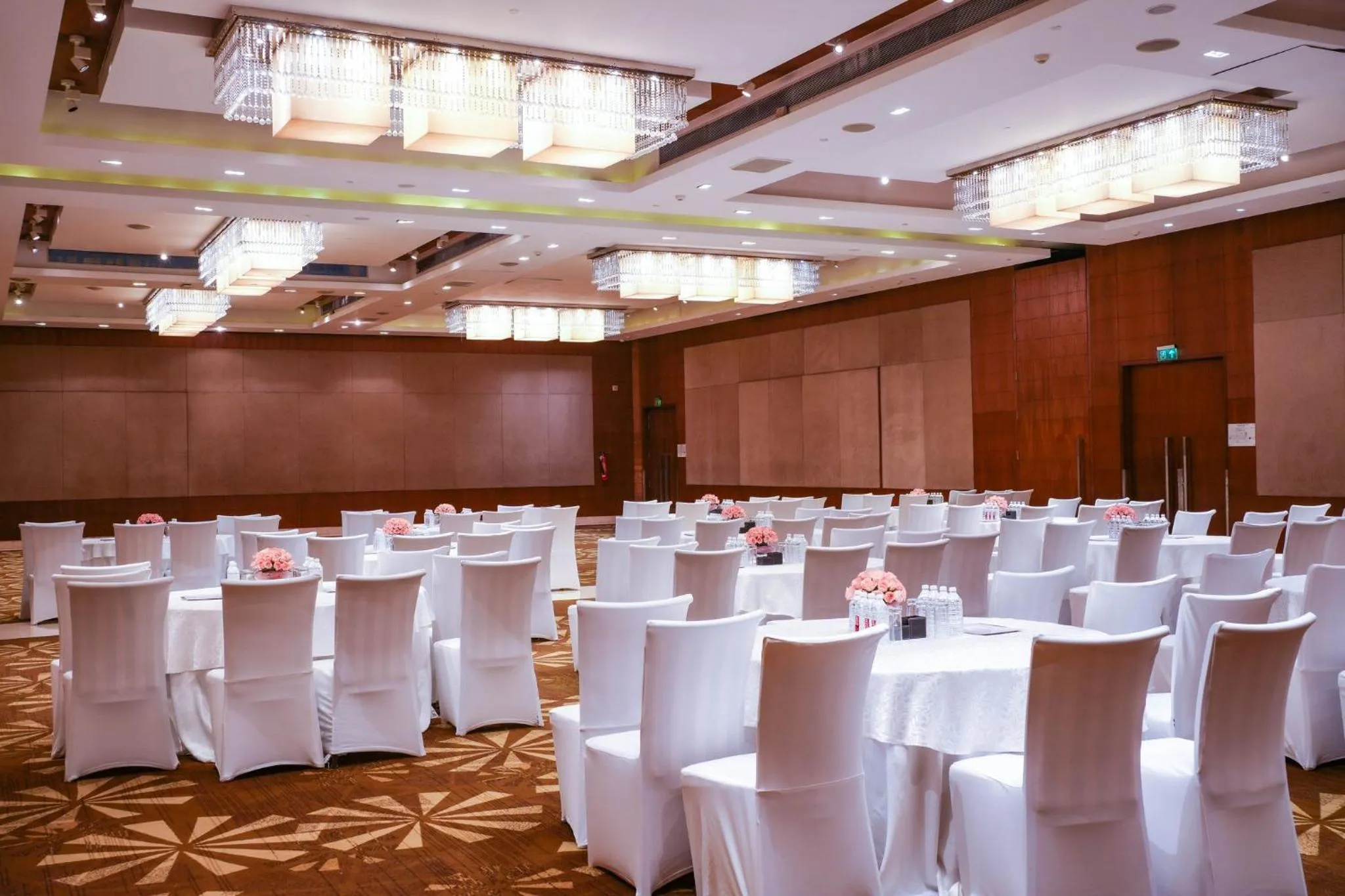 Meeting/conference room in Crowne Plaza Greater Noida by IHG