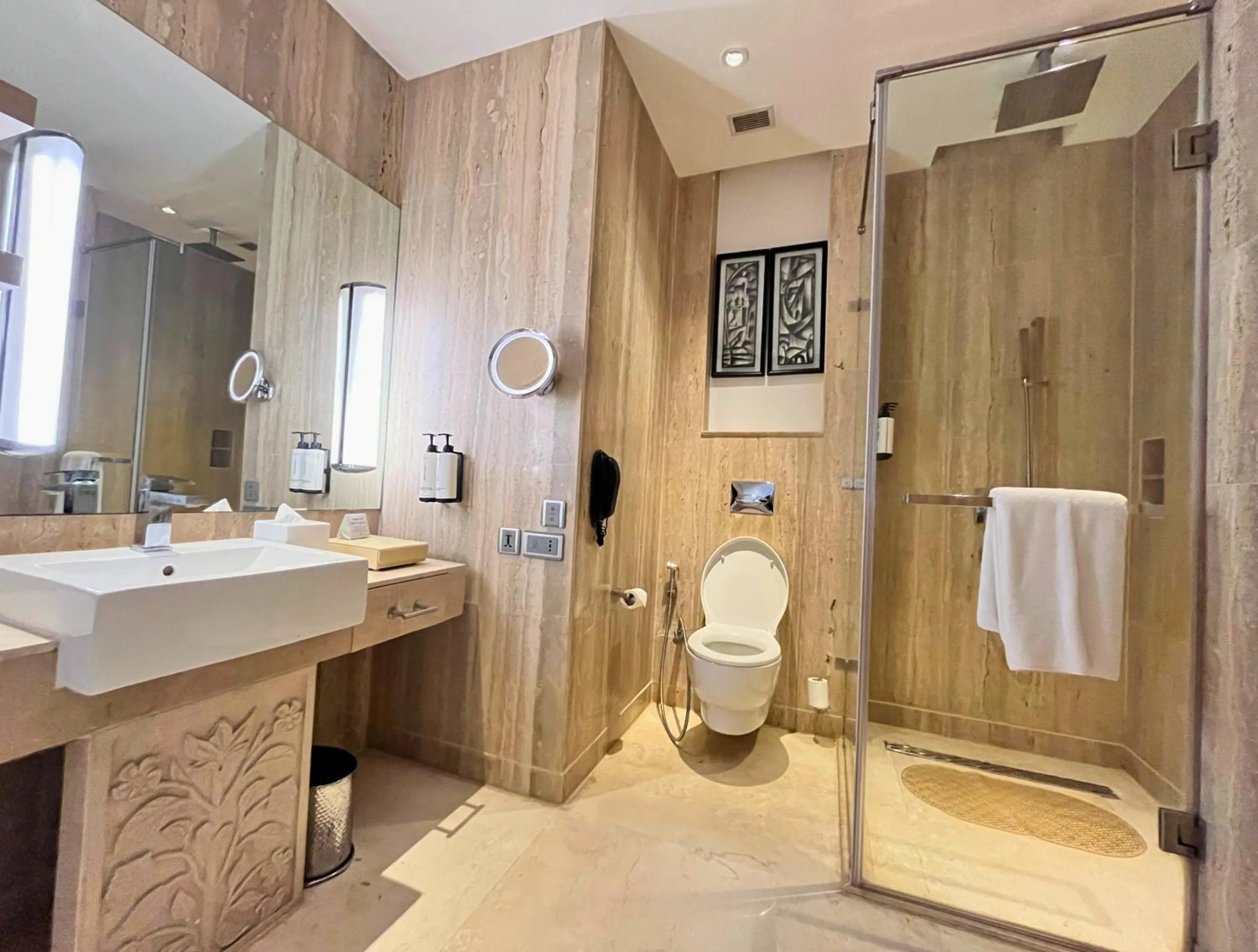 Shower in Crowne Plaza Greater Noida by IHG