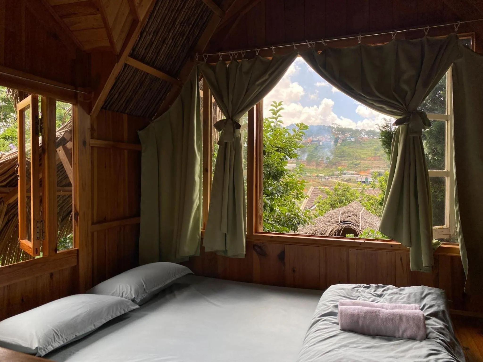 Spring, Bed in Đà Lạt Củi Homestay