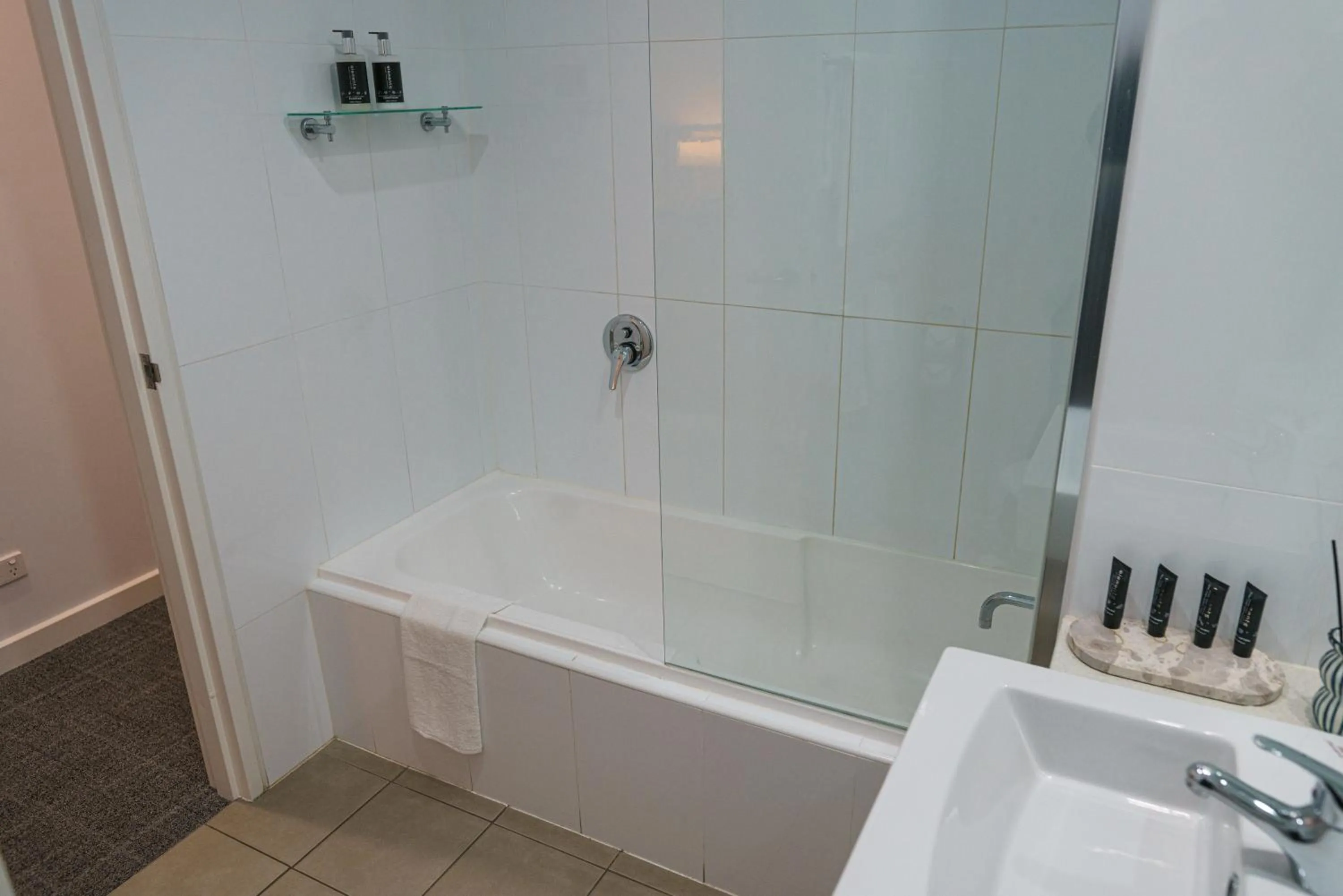 Bath in Aligned Corporate Residences Whyalla