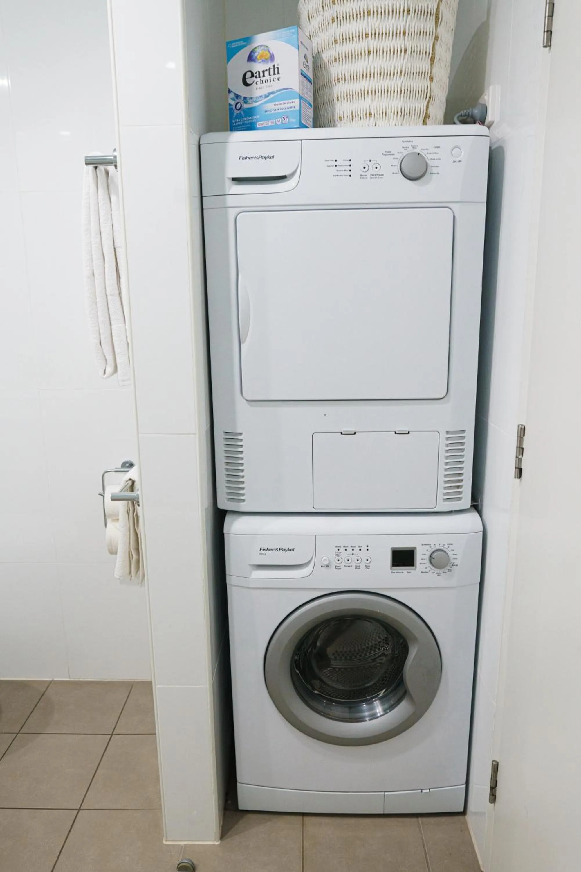 washing machine in Aligned Corporate Residences Whyalla