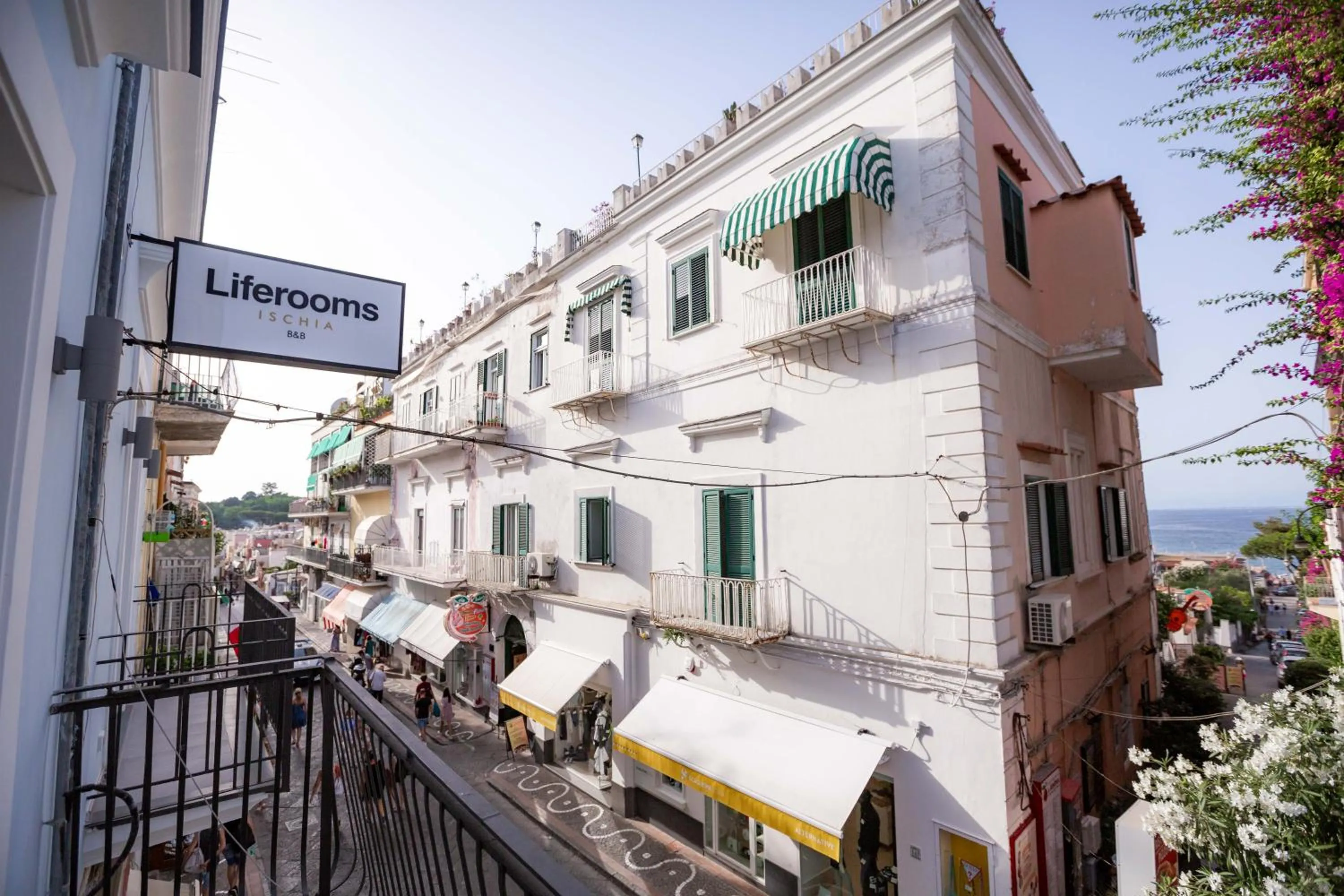 Street view in Liferooms