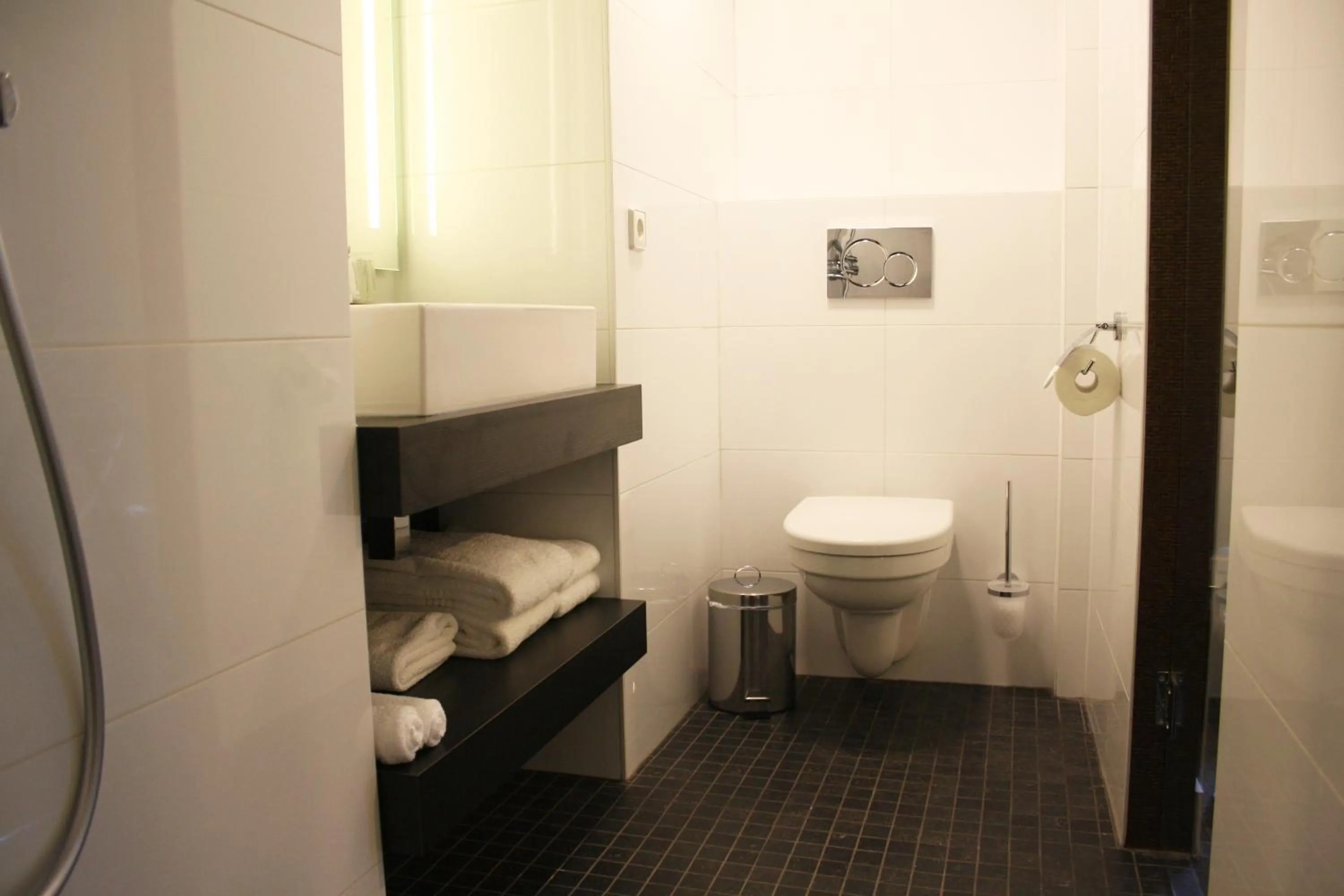 Toilet in Hotel 't Keershuys
