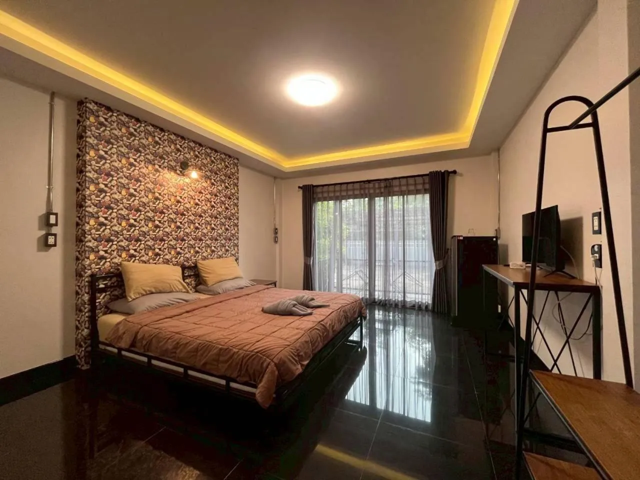 Photo of the whole room, Bed in Re-Live Resort