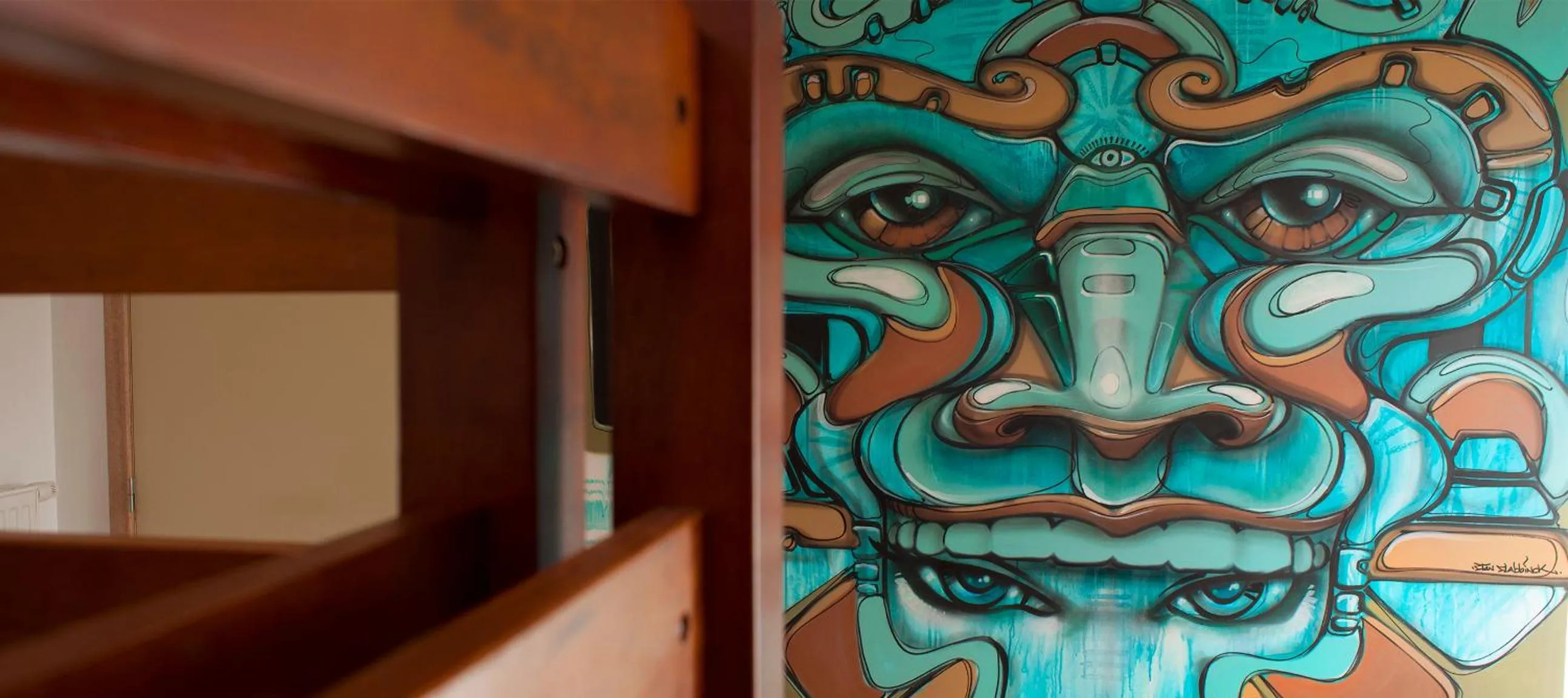 Decorative detail in KaBa Hostel