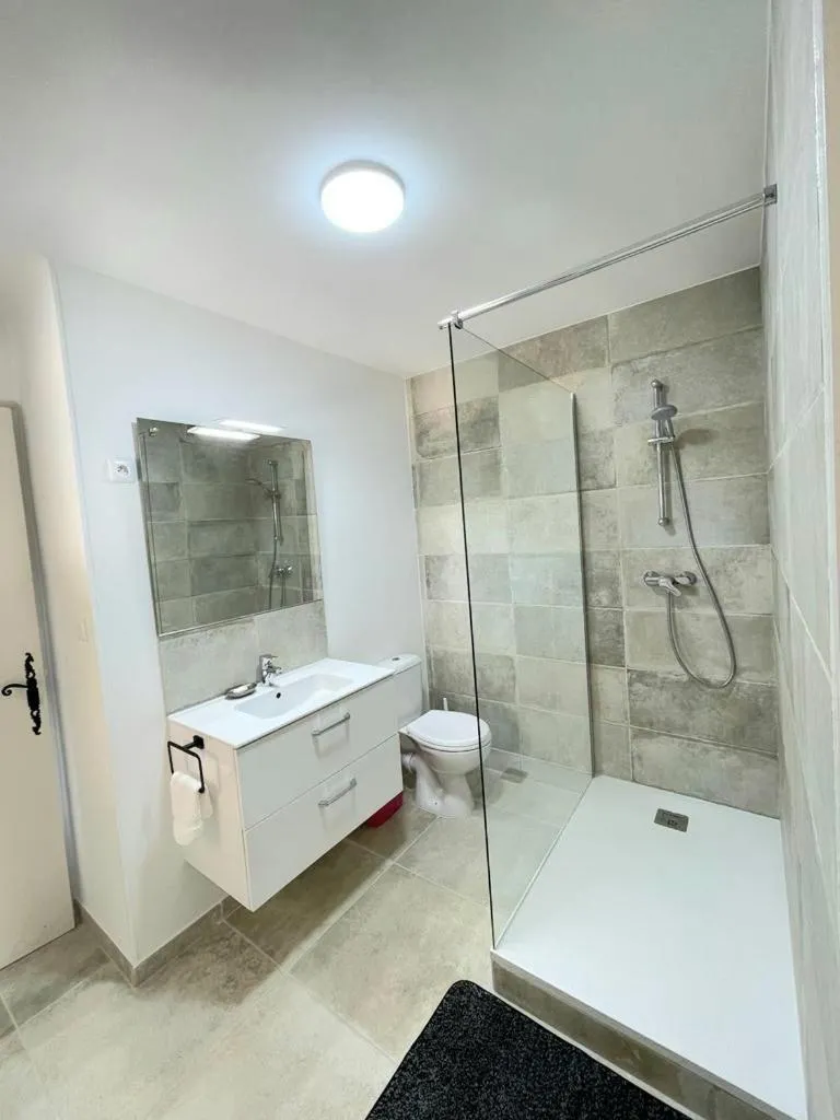 Shower in Villa Cocody