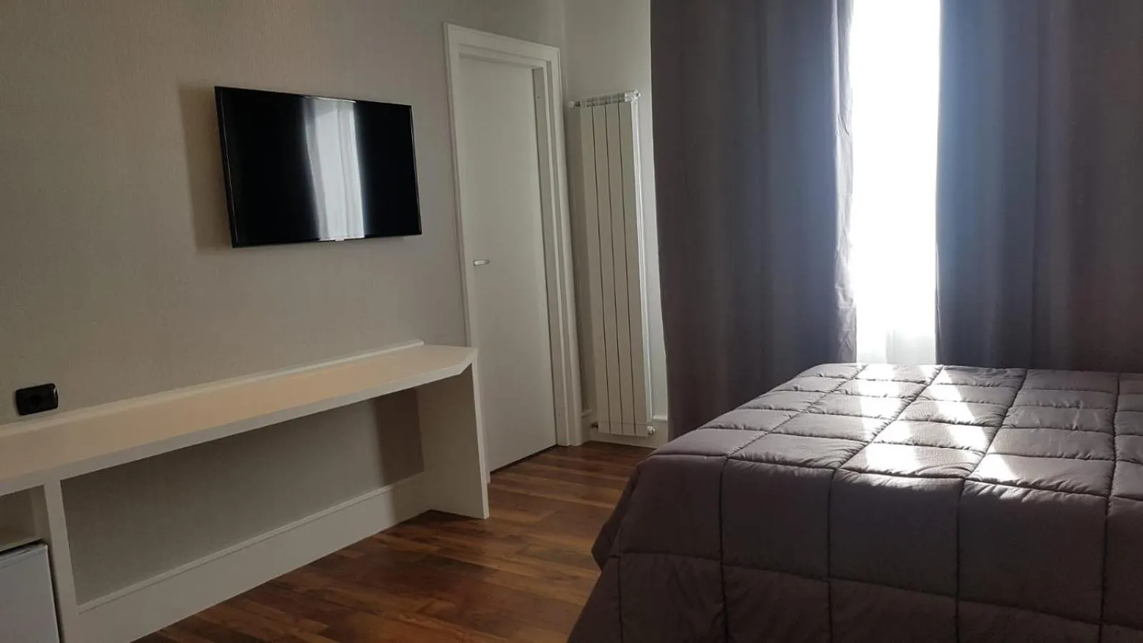 Bed in Hotel Mediterraneo