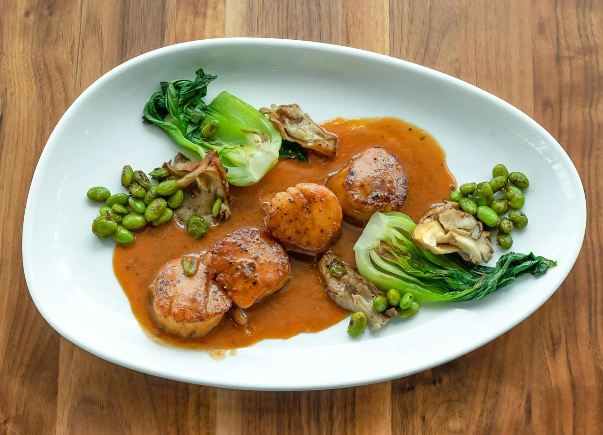 Restaurant/places to eat in The Saint Hotel