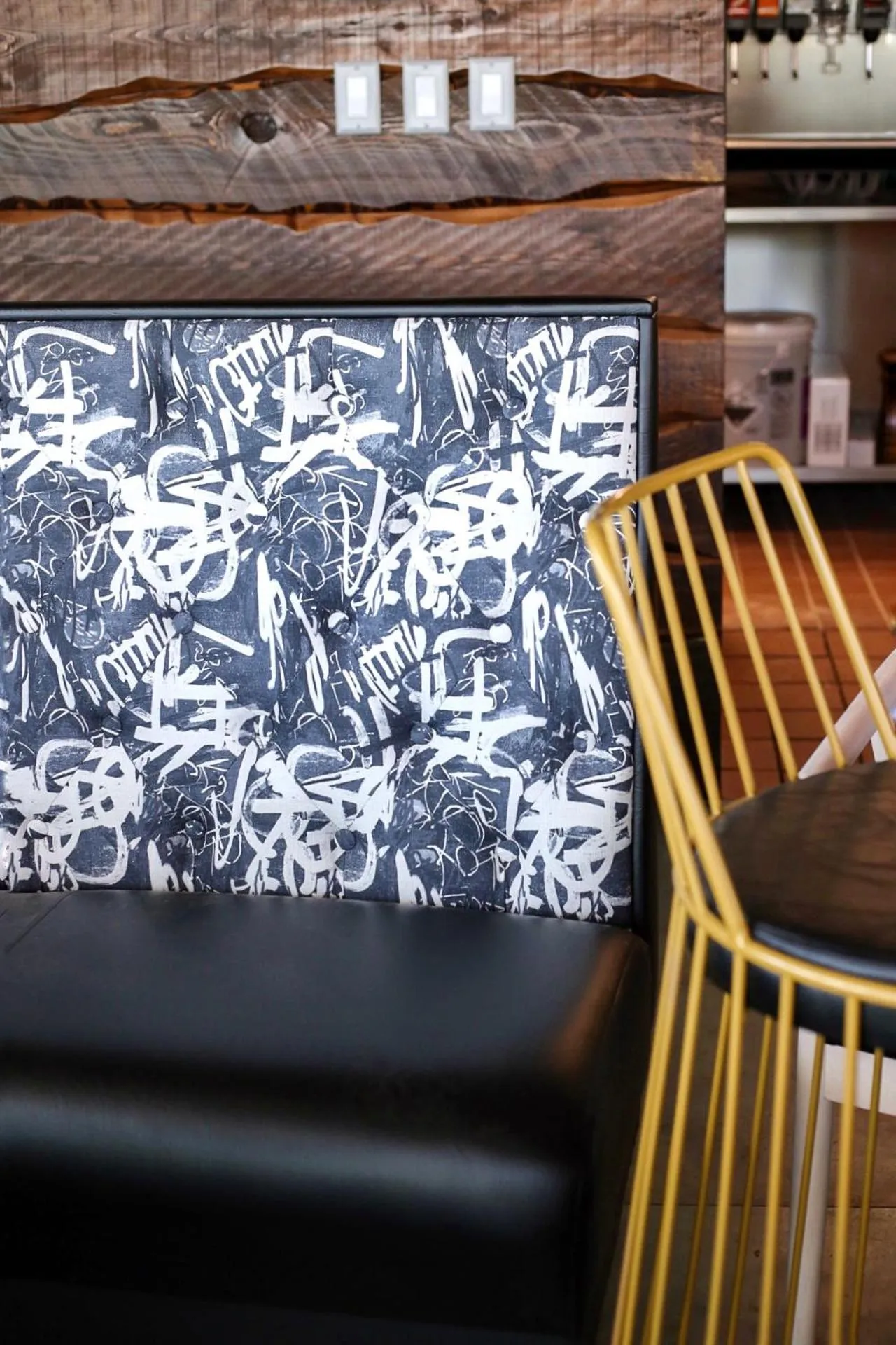 Restaurant/places to eat in The Saint Hotel