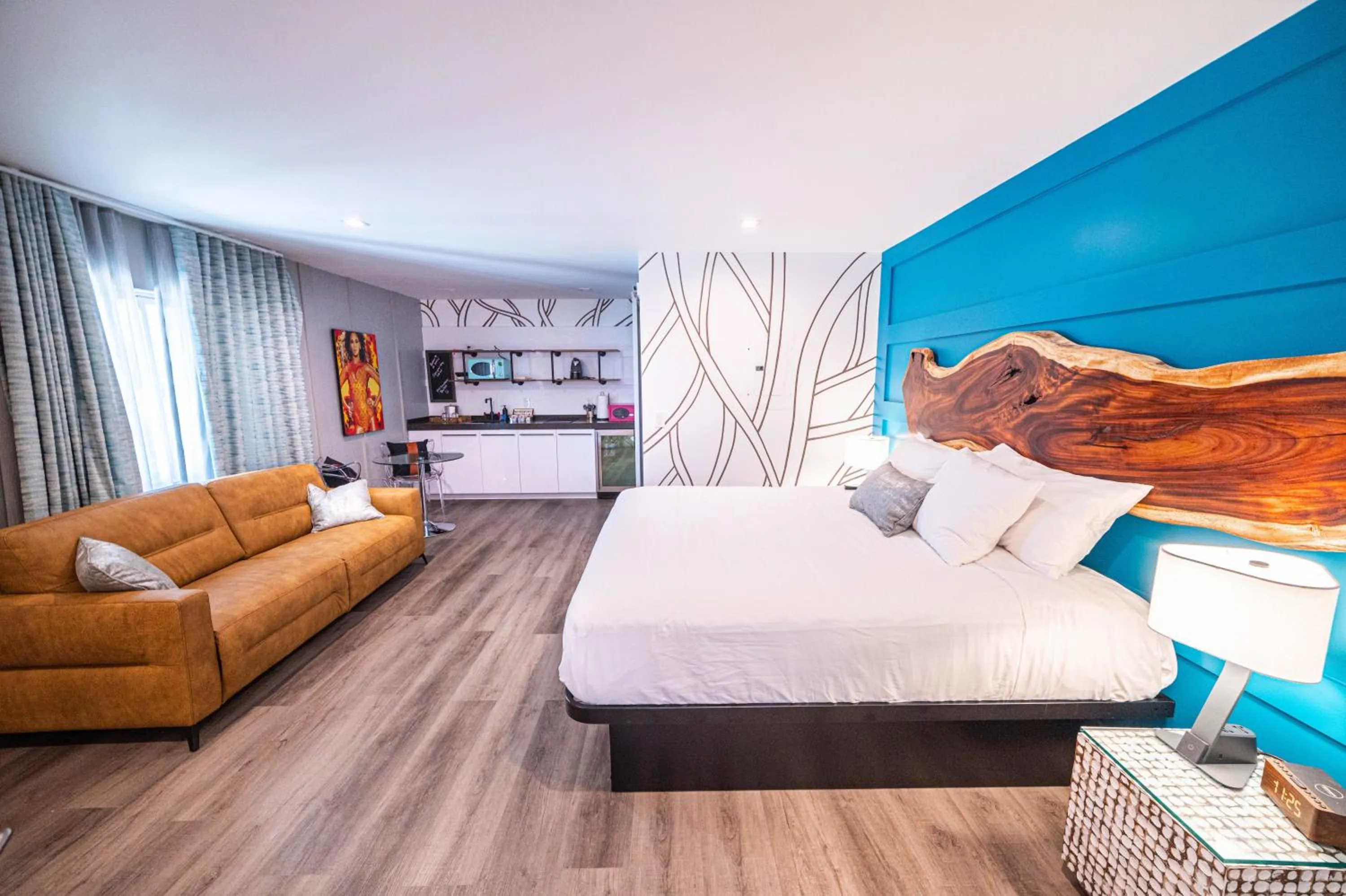 Bedroom, Bed in The Saint Hotel