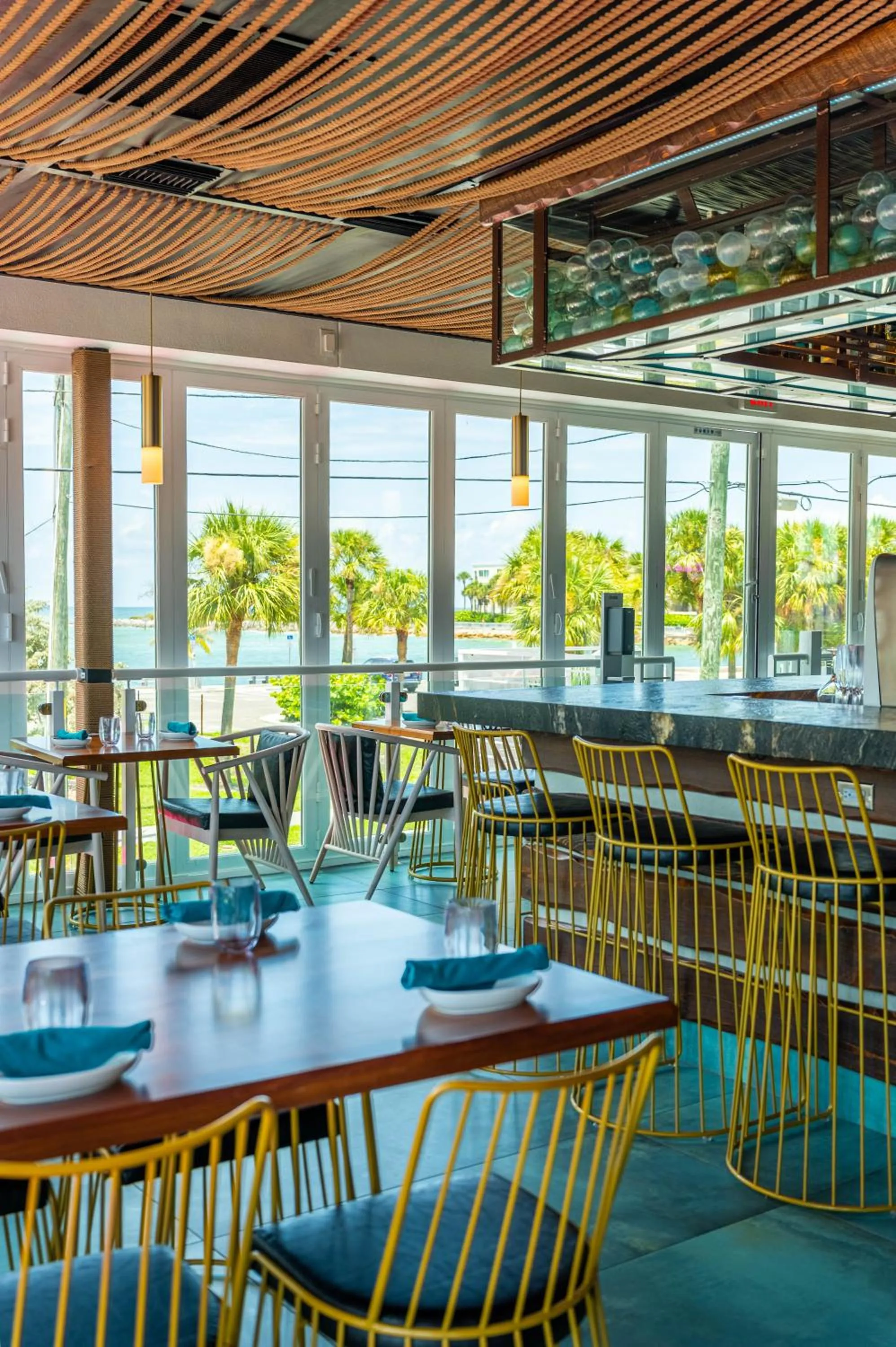 Restaurant/places to eat in The Saint Hotel