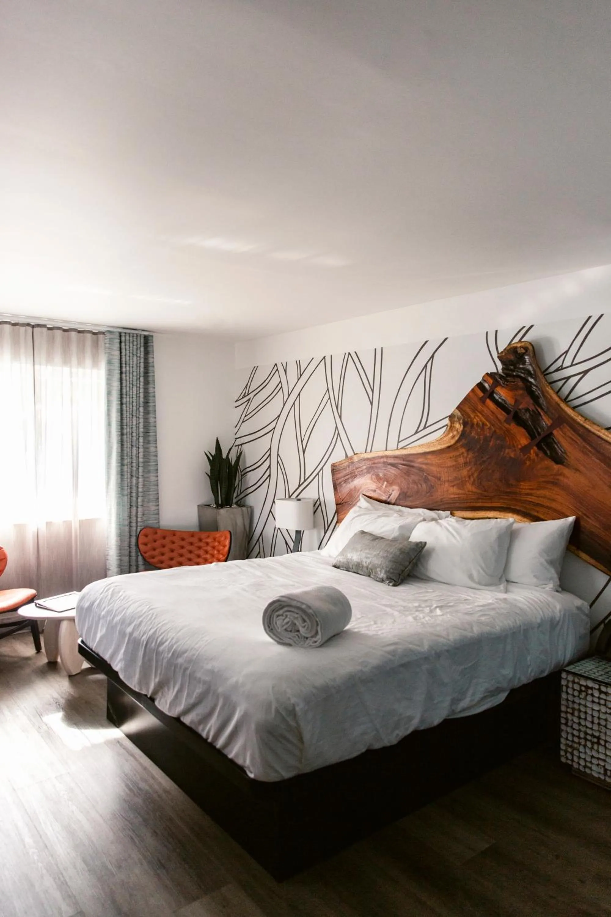 Bedroom, Bed in The Saint Hotel