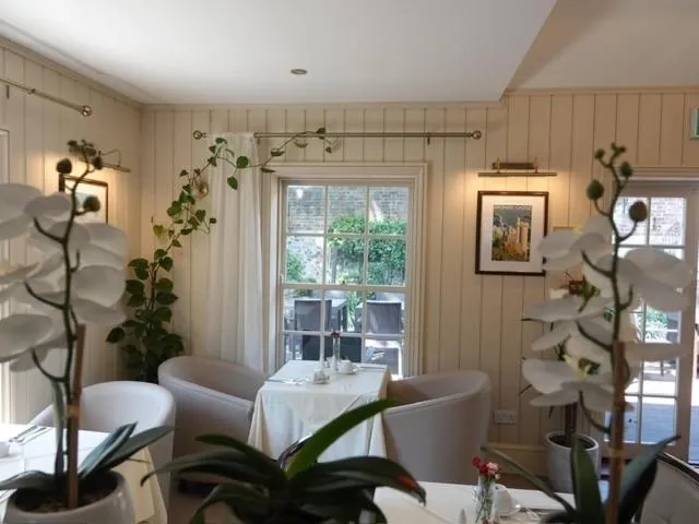 Dining area in East Walls Hotel