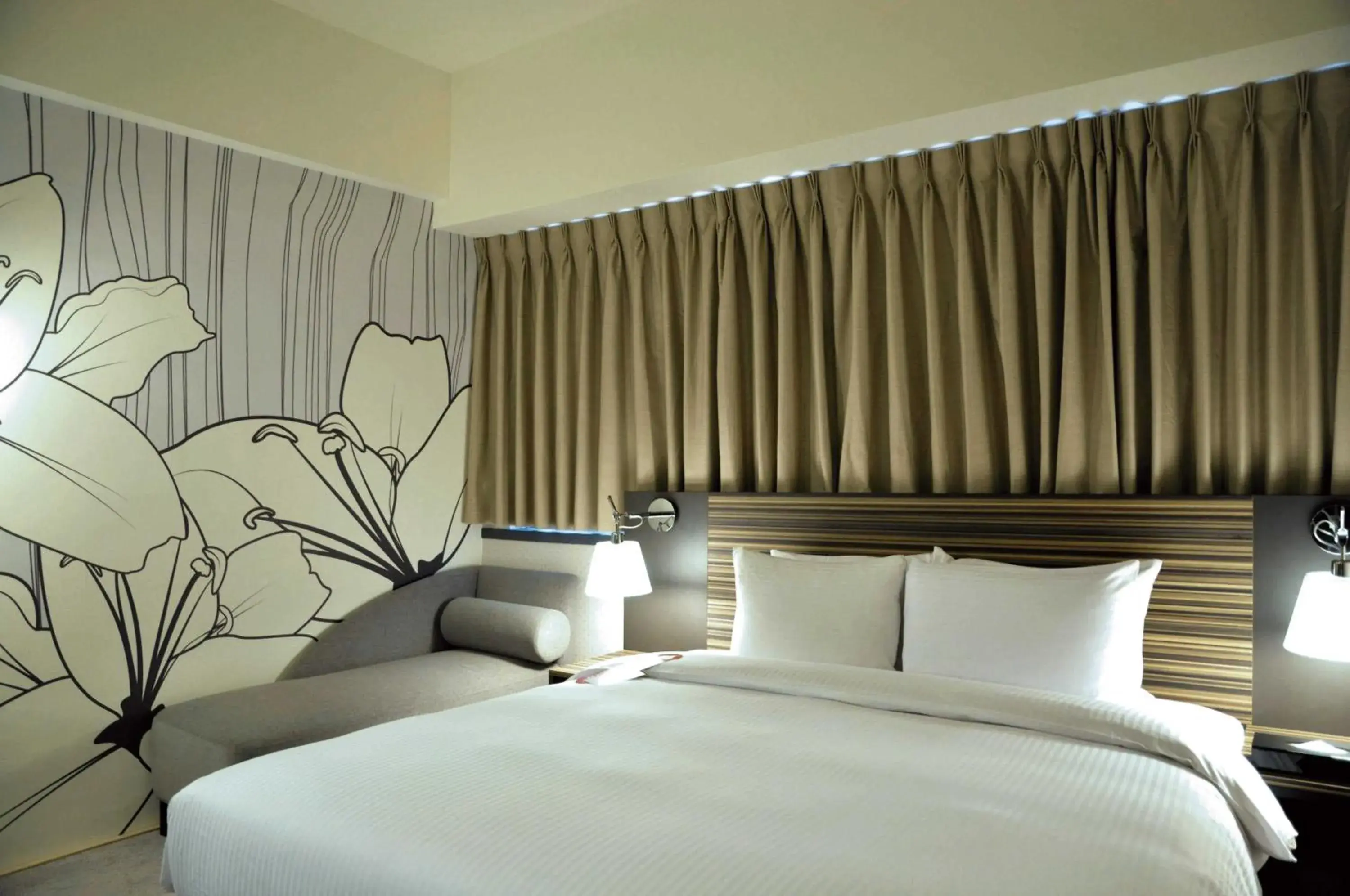 Photo of the whole room, Bed in Caesar Park Hotel Taipei Photo of the whole room, Bed in Caesar Park Hotel Taipei