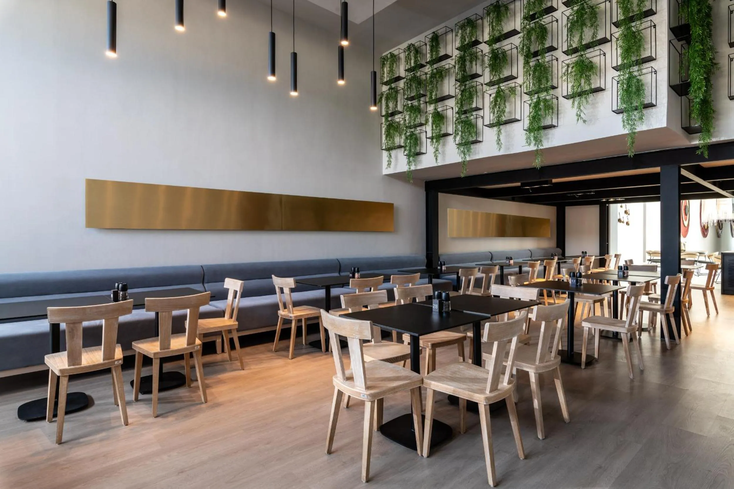 Restaurant/places to eat in Sun Plaza Suites - Adults Only