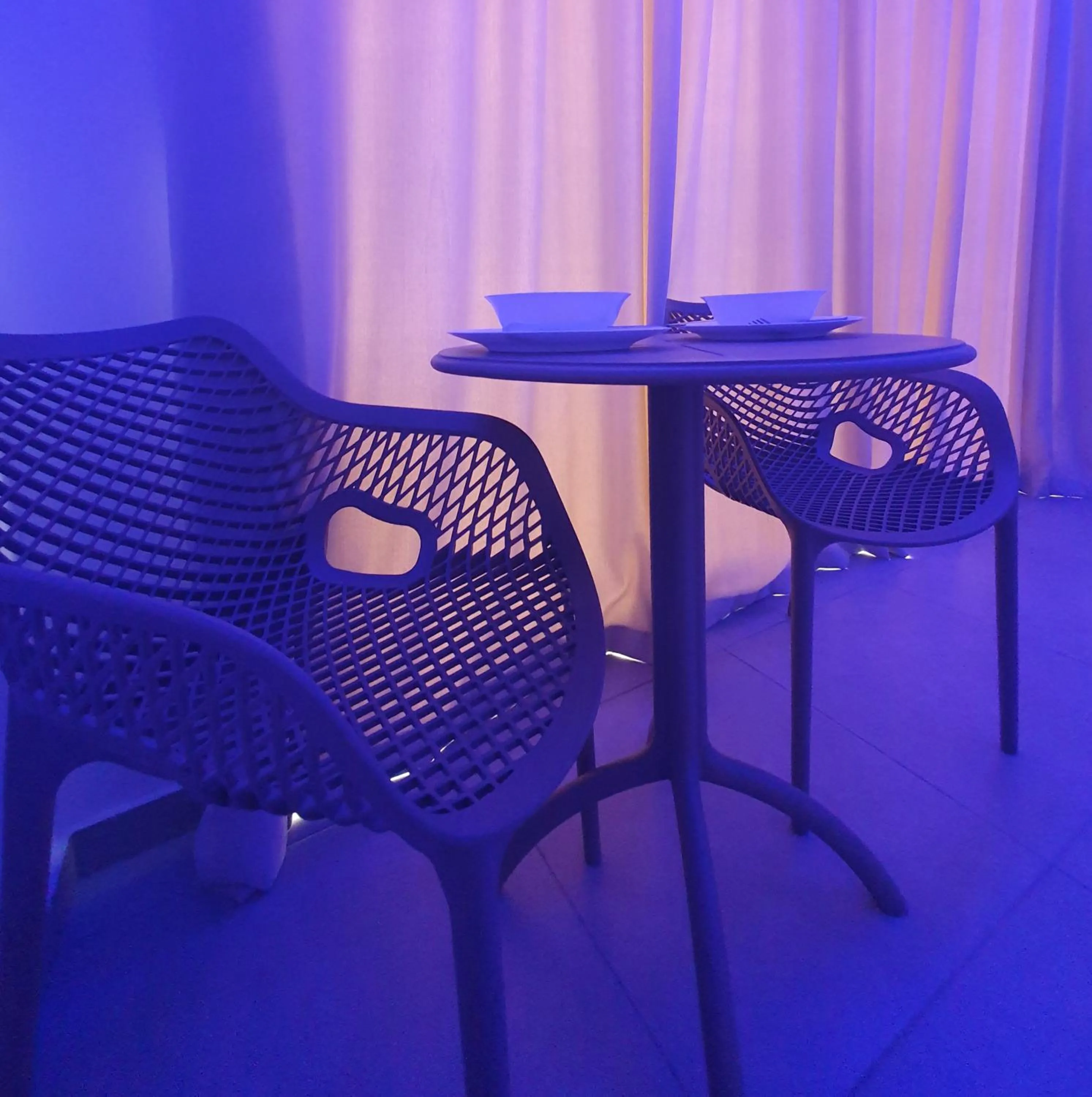 Seating area in Sun Plaza Suites - Adults Only