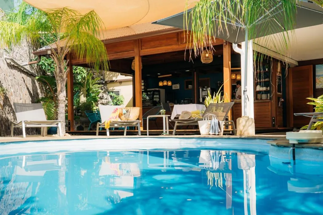 Swimming pool in Le Kerveguen