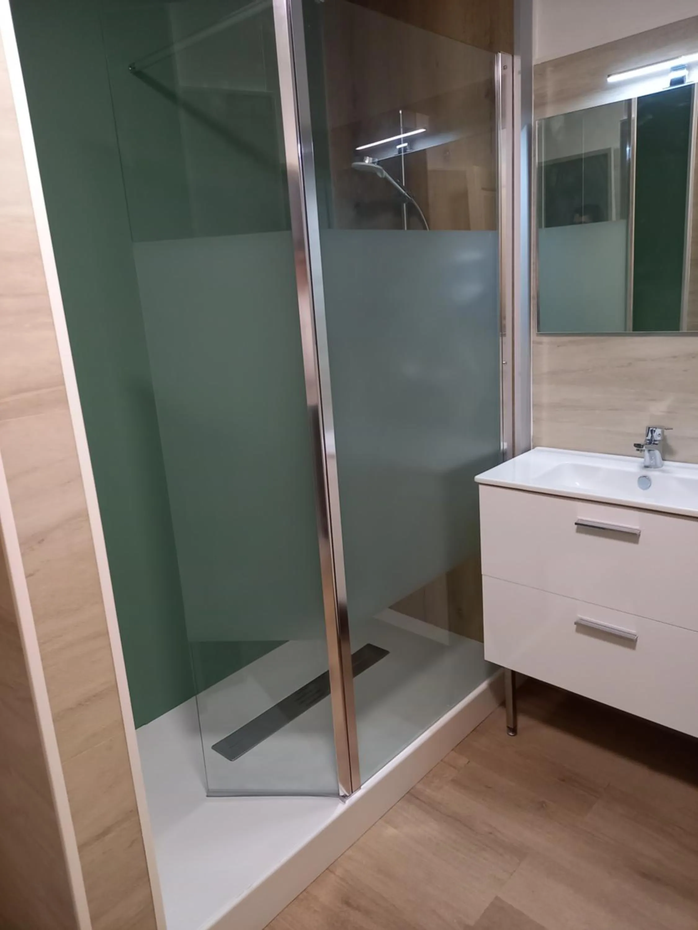 Bathroom in Le Kerveguen