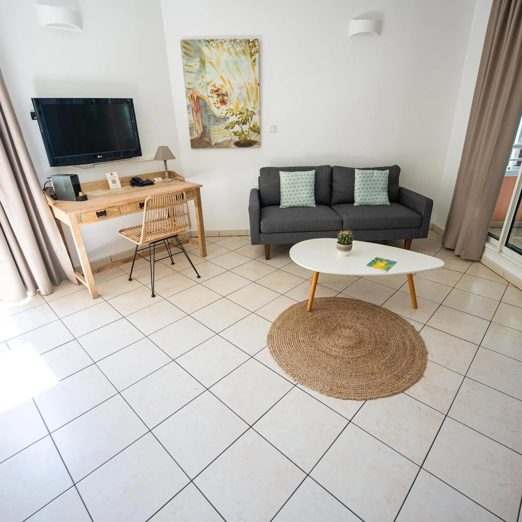 TV and multimedia in Le Kerveguen