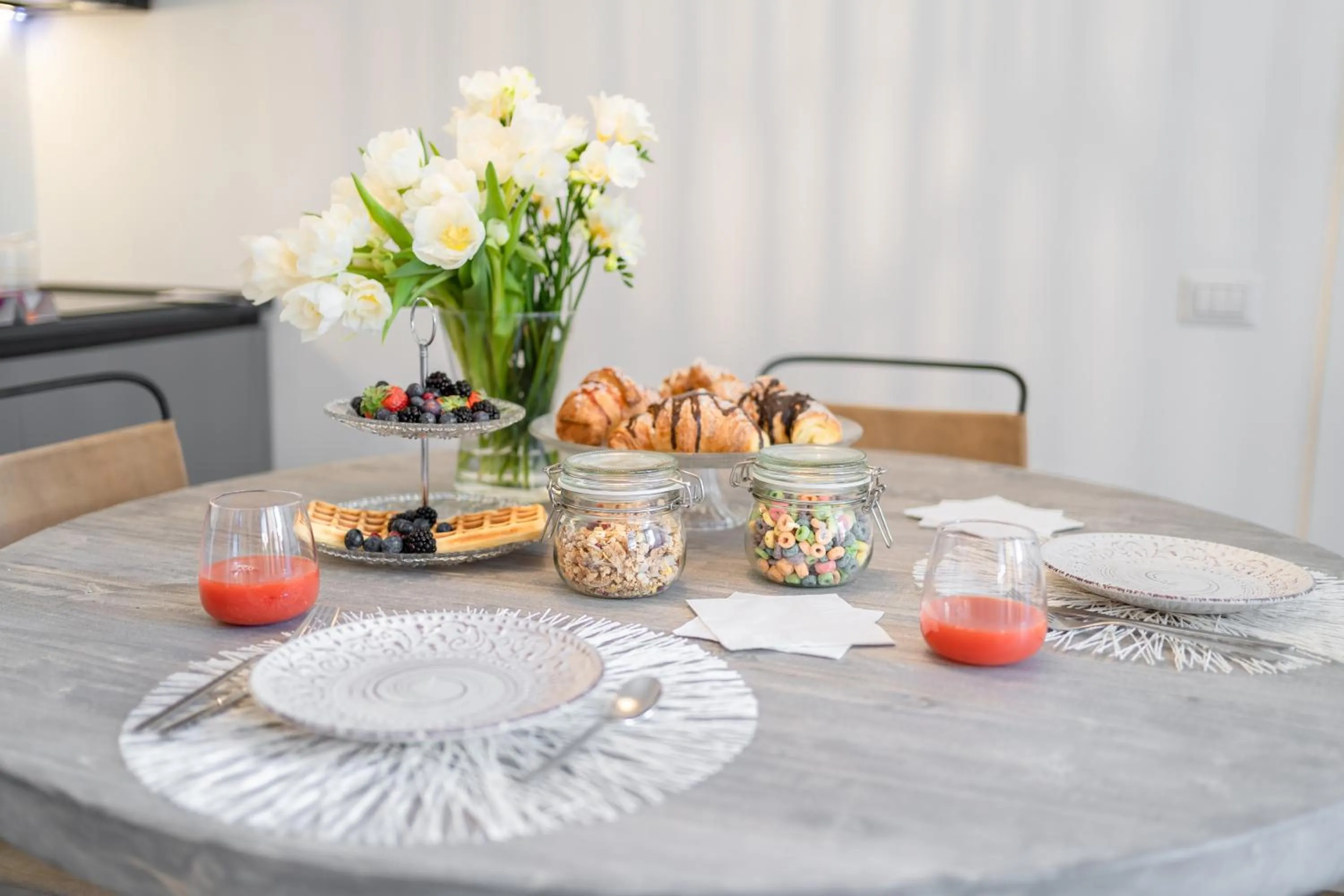 Breakfast in Nest House & Relax