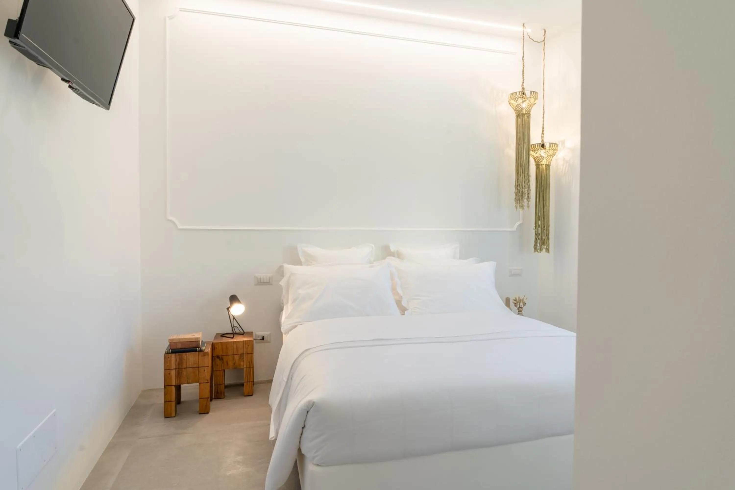 Bedroom, Bed in Nest House & Relax