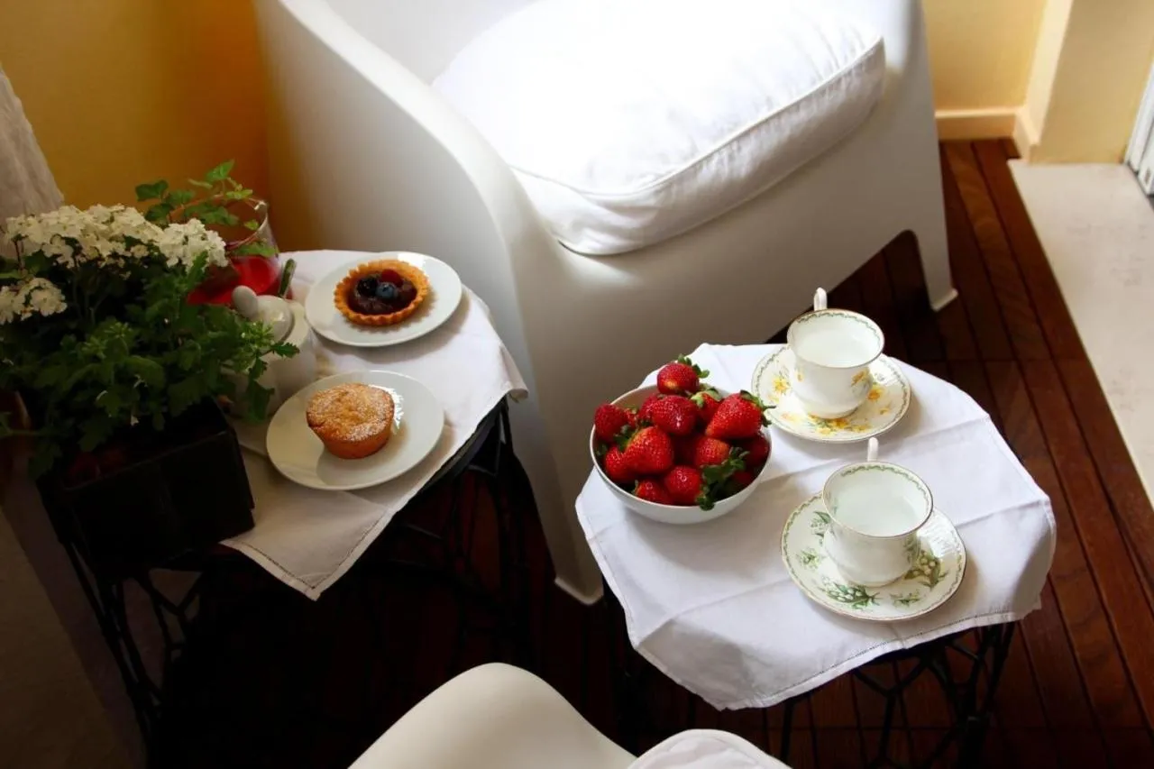 Bed in Nest House & Relax