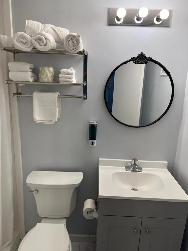 Bathroom in South Seas Ocean Front