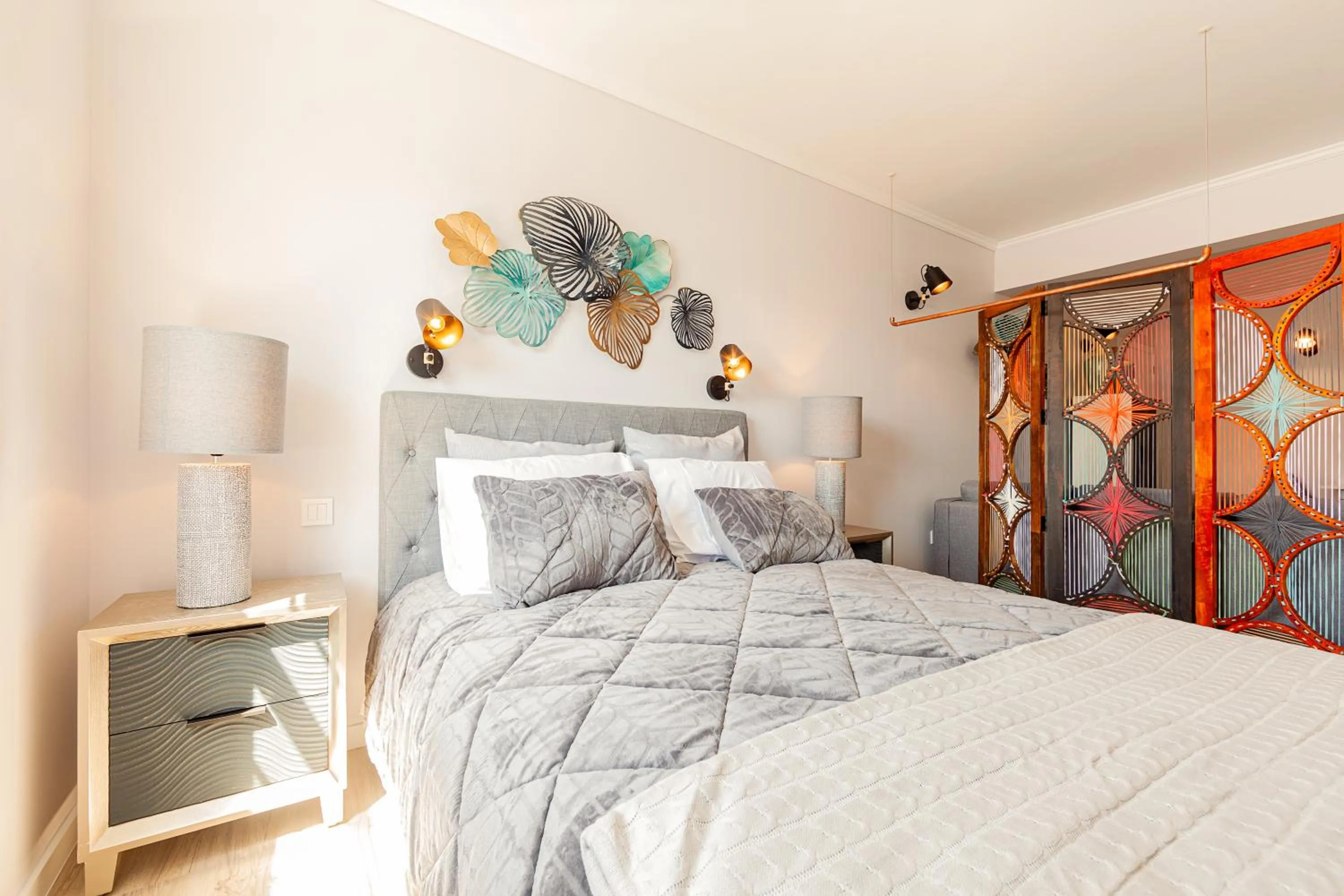 Bed in Pico Studios