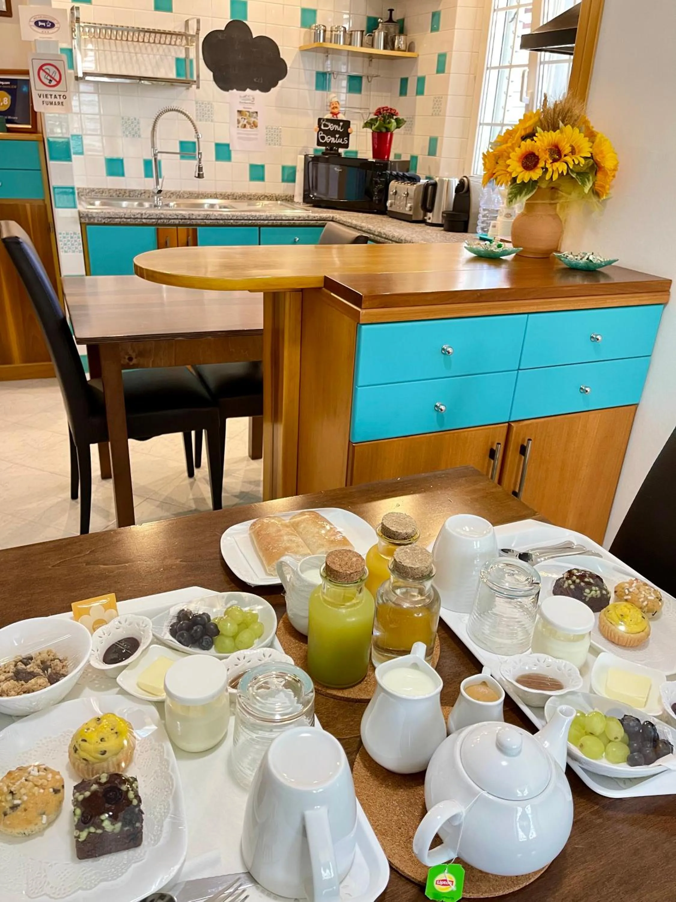 Food and drinks in B&B Mare Monti Miniere