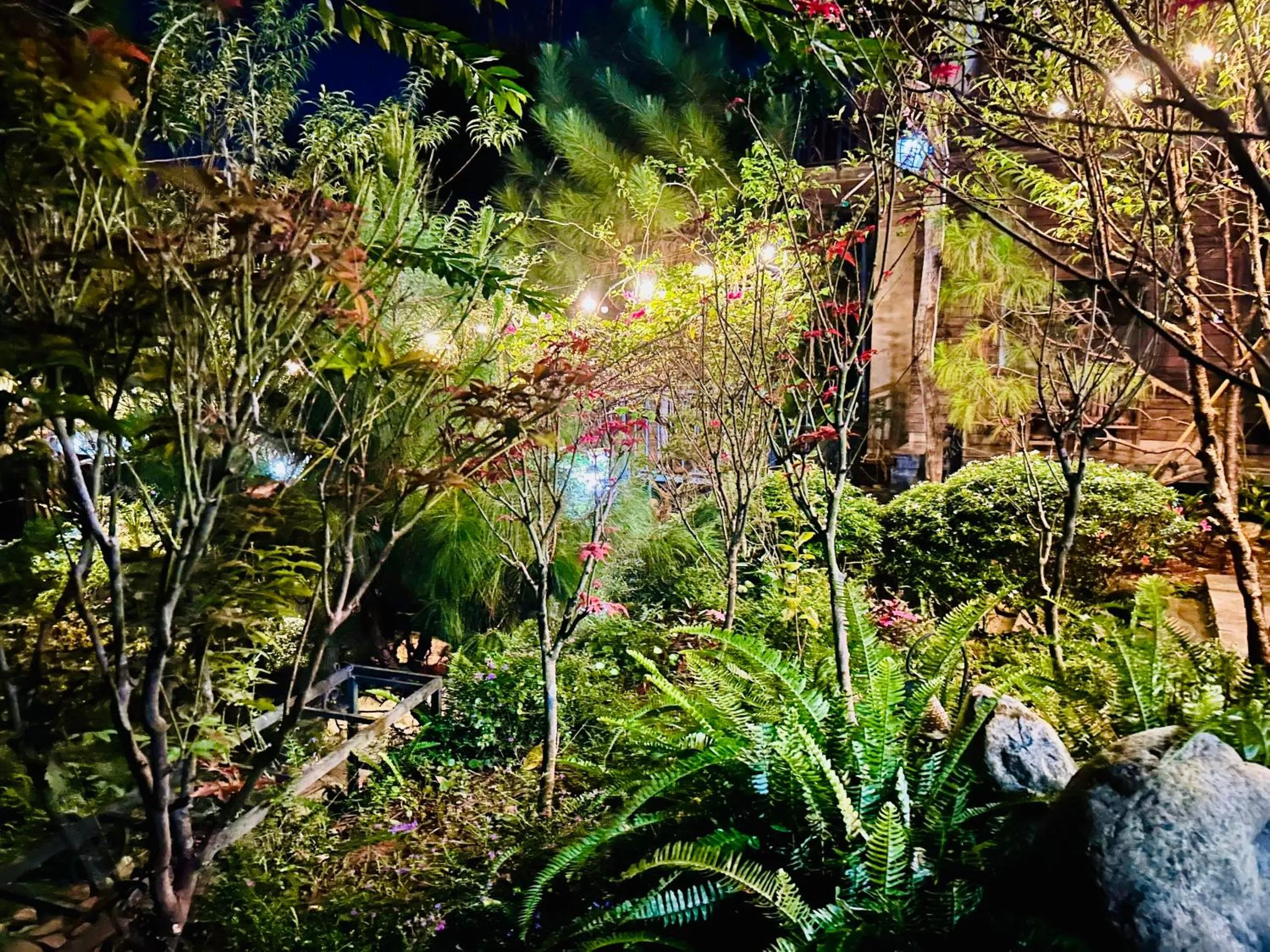 BAZAN HOME - Hotel & Bungalow