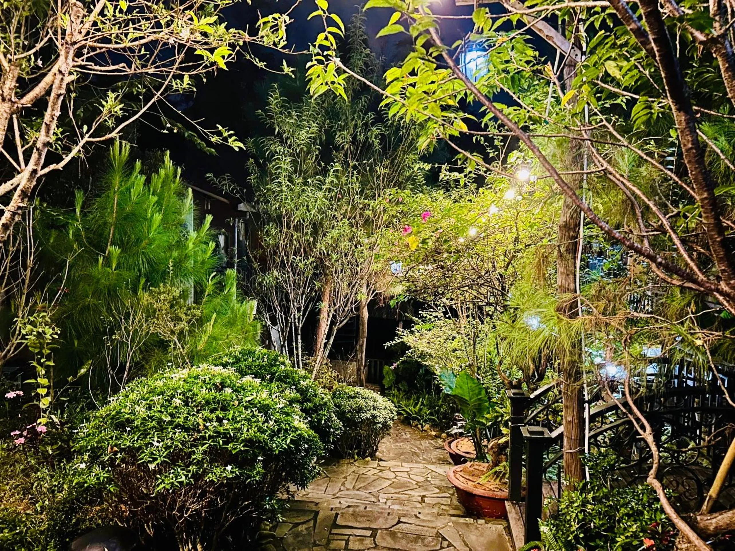 BAZAN HOME - Hotel & Bungalow