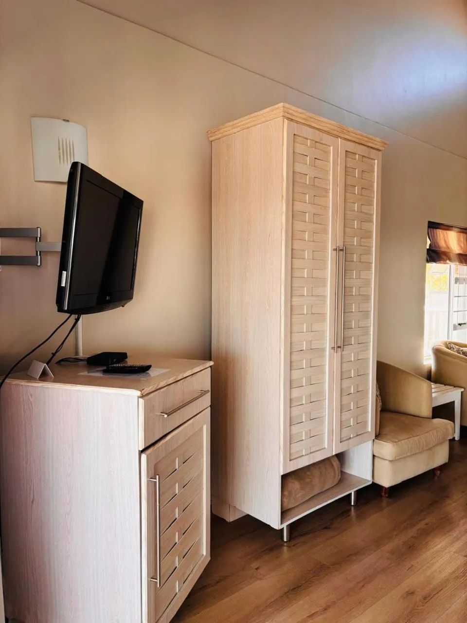 TV and multimedia in Sir Roys at the Sea