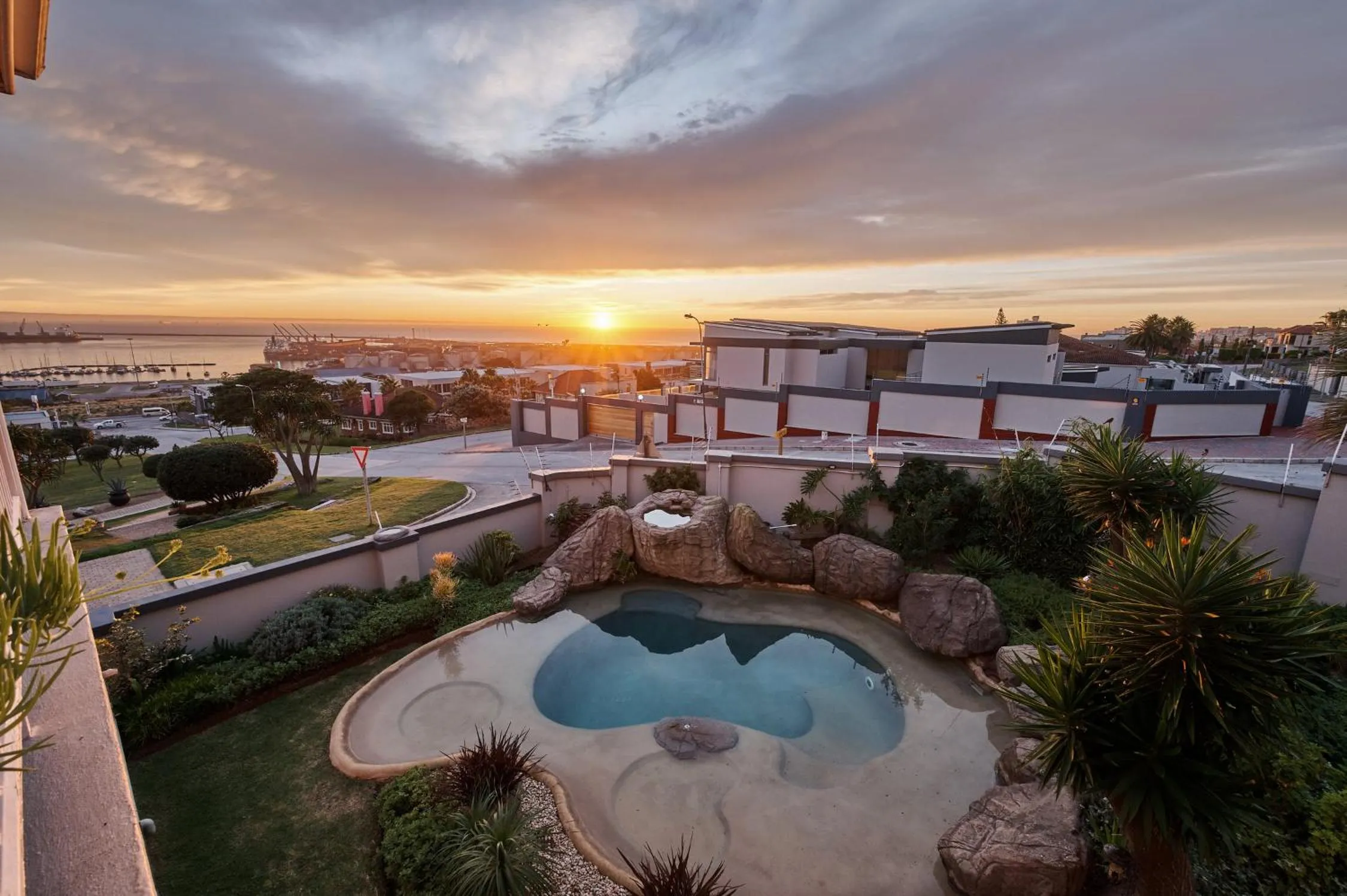 Swimming pool in Sir Roys at the Sea